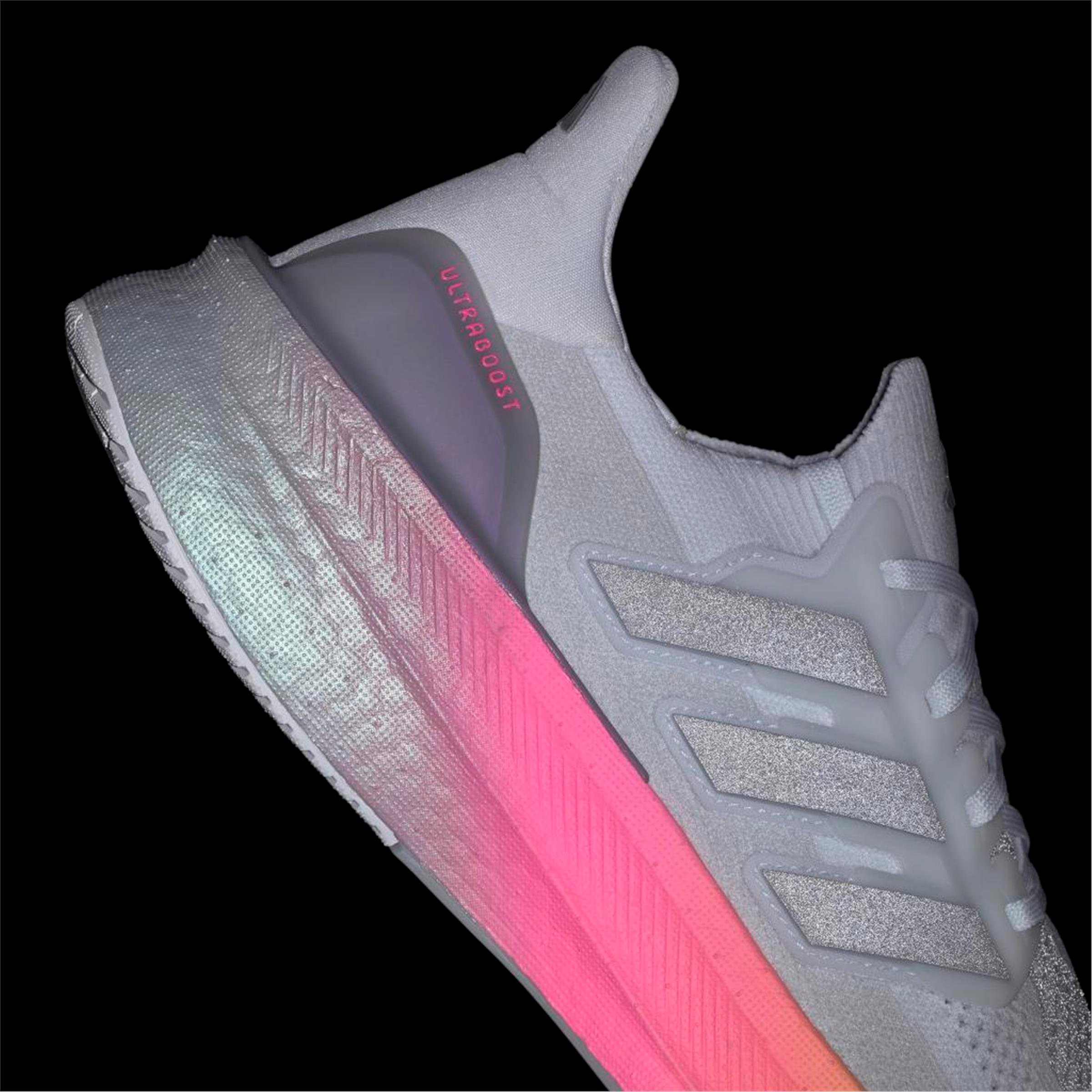 ULTRABOOST 5