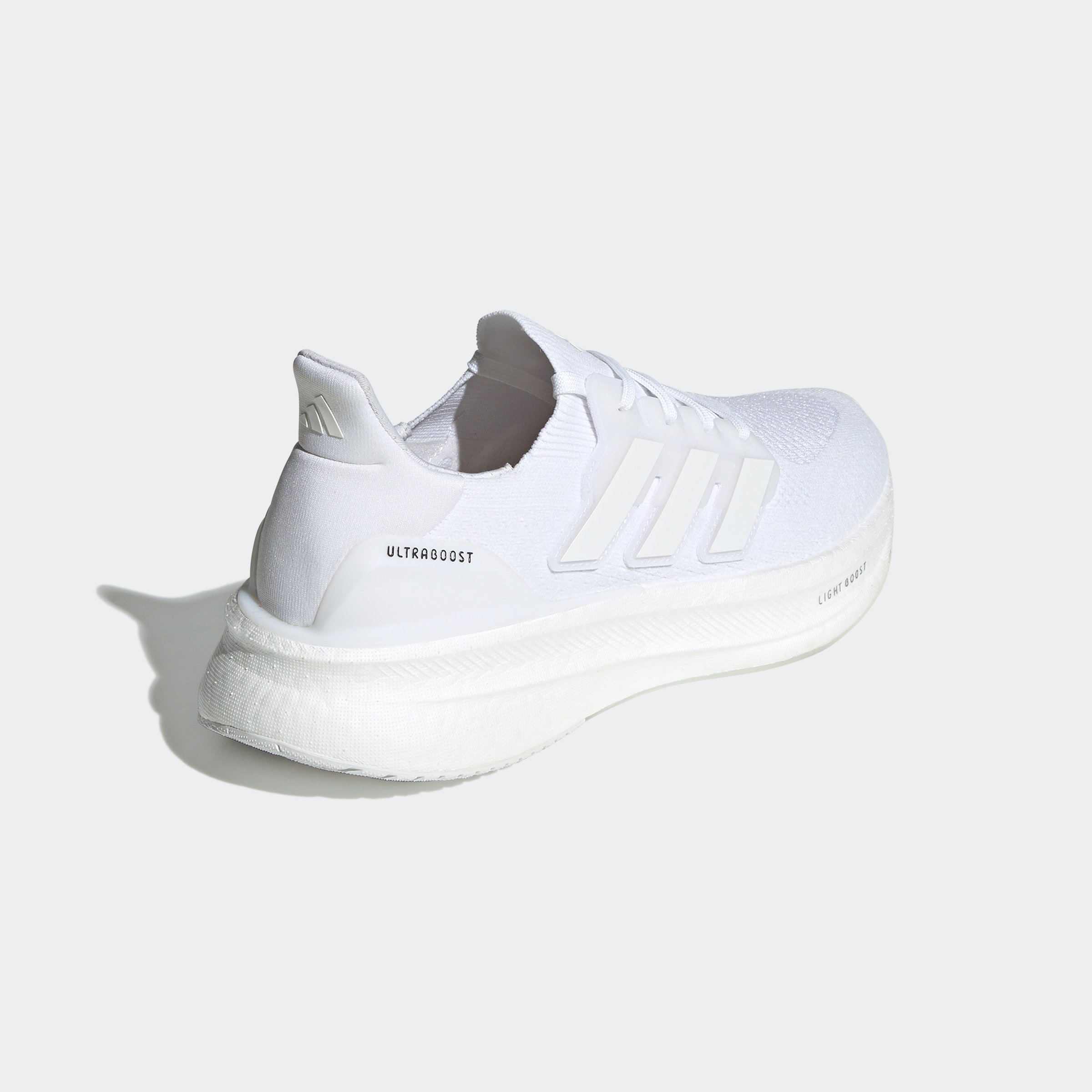 ULTRABOOST 5