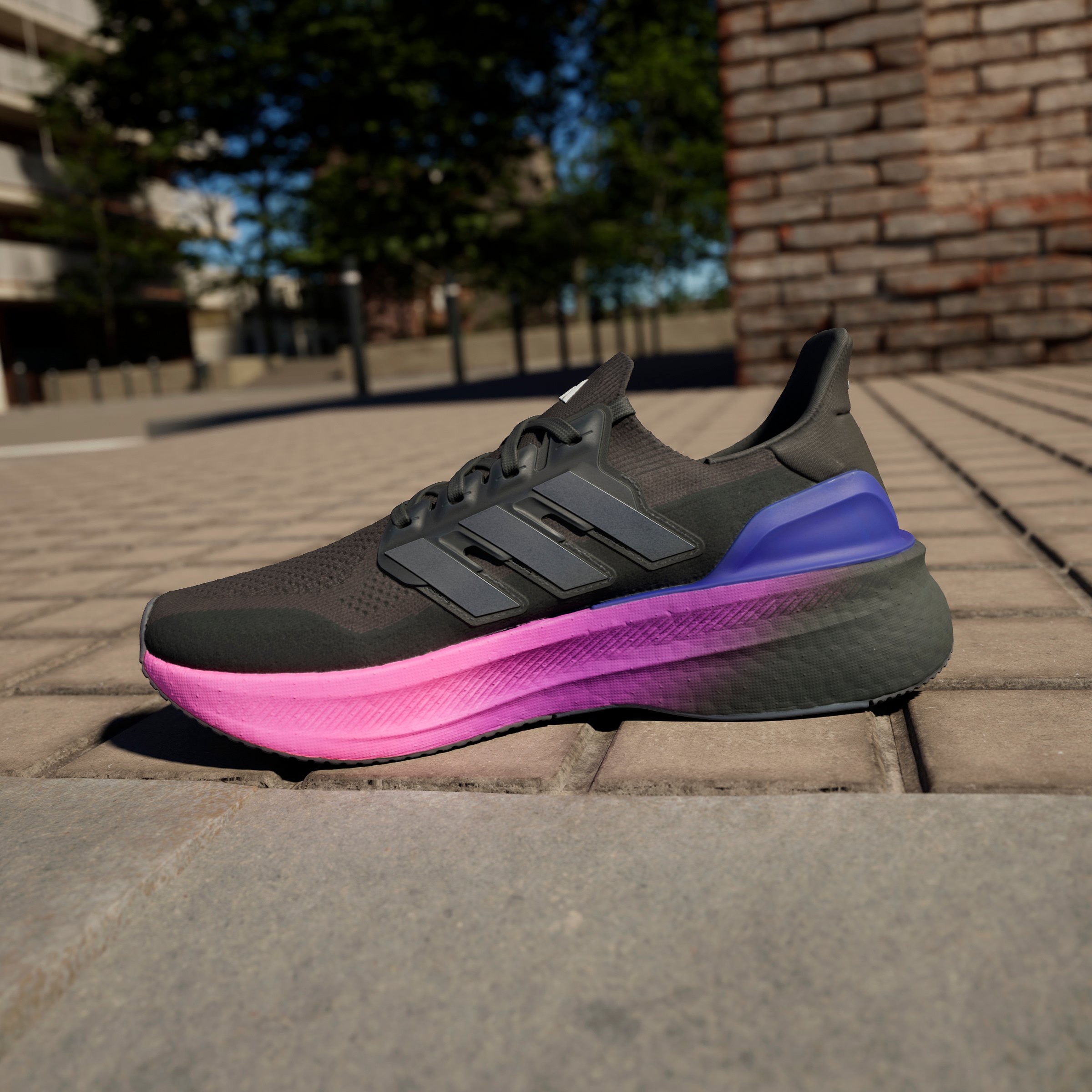 ULTRABOOST 5