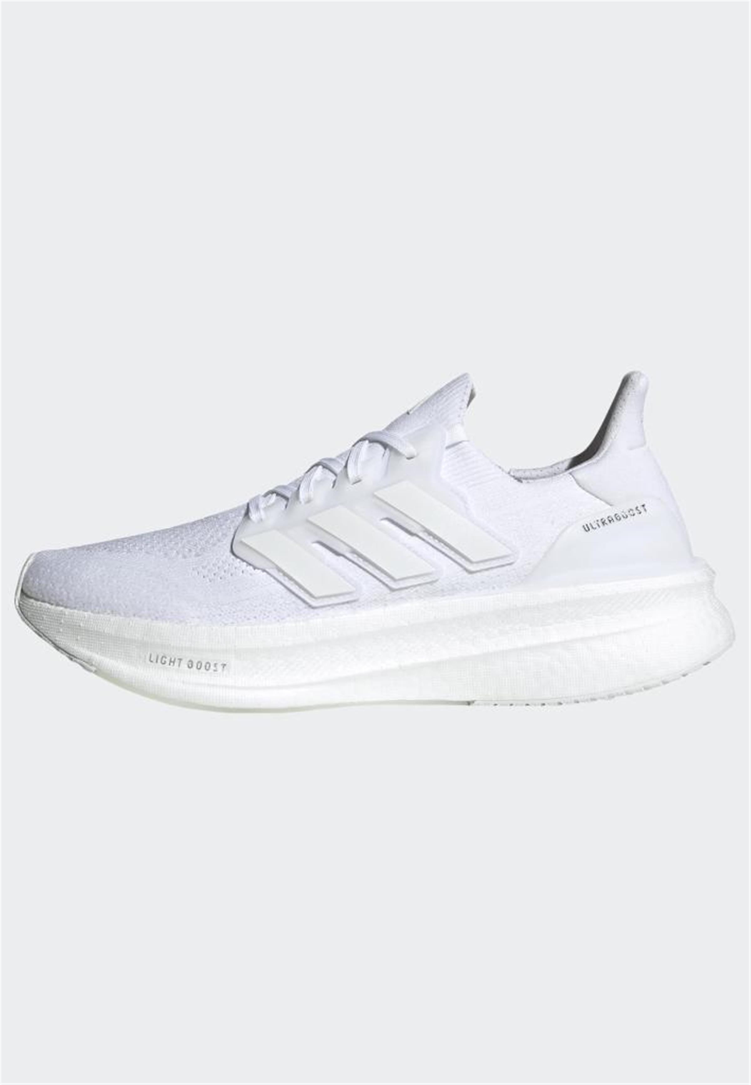 ULTRABOOST 5