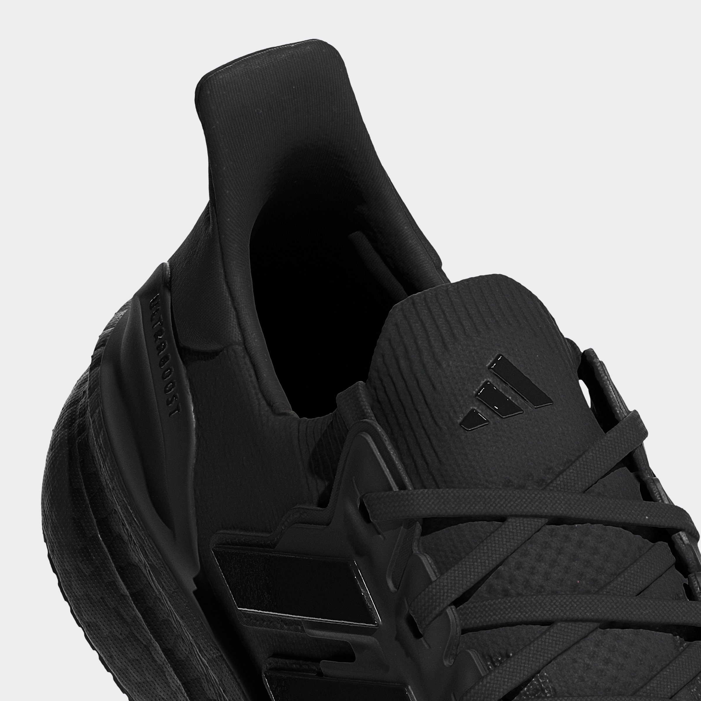ULTRABOOST 5