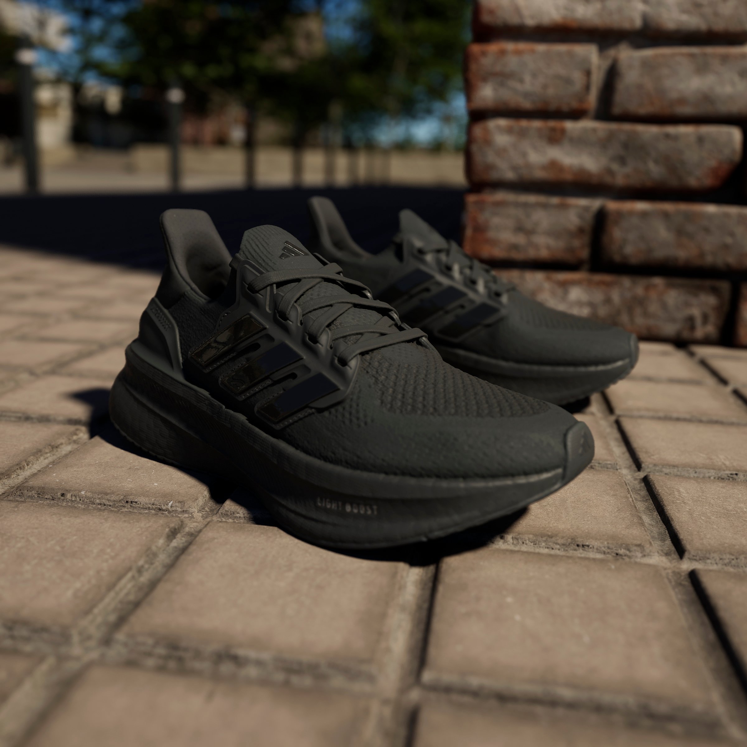 ULTRABOOST 5 W