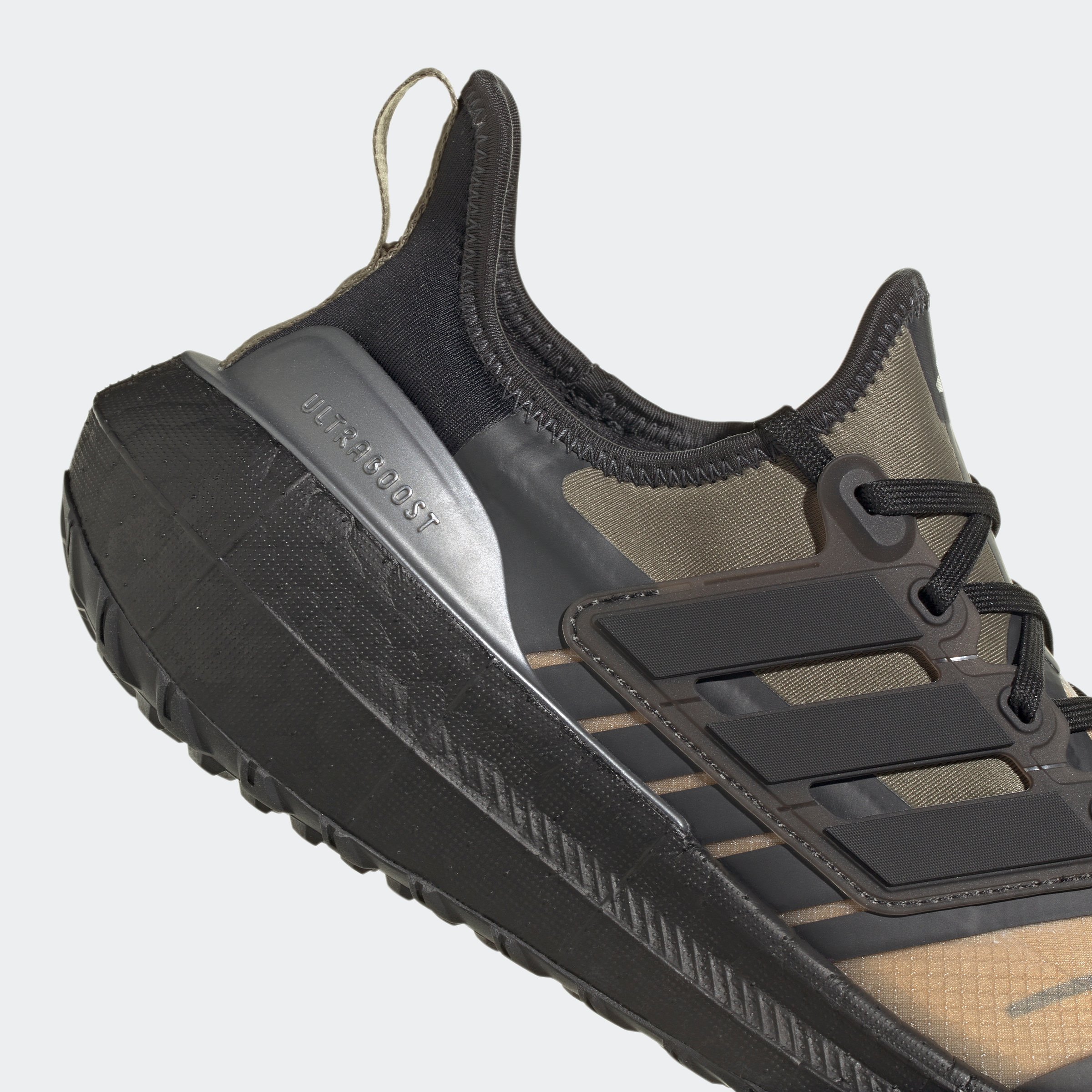 ULTRABOOST LIGHT GTX