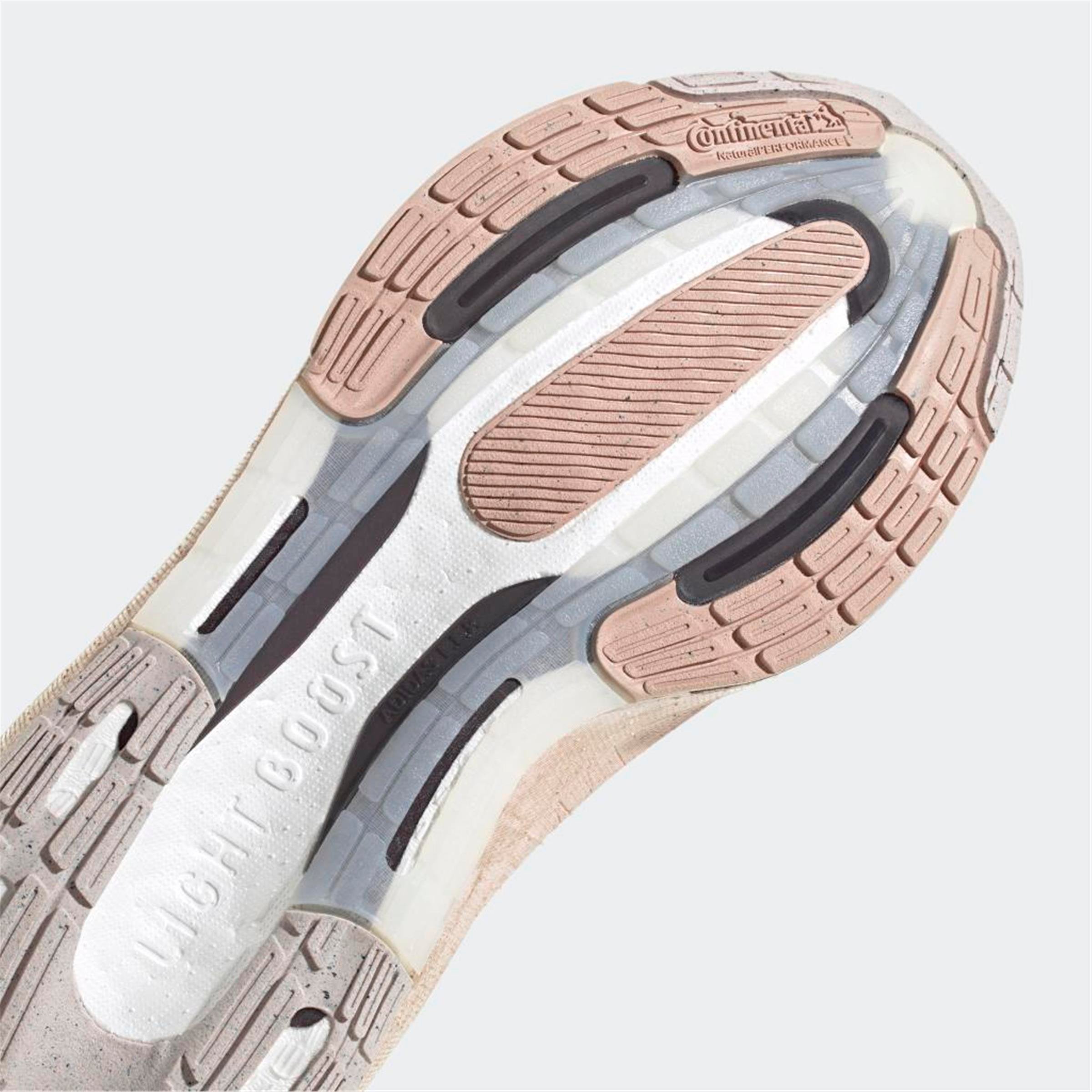 ULTRABOOST LIGHT W