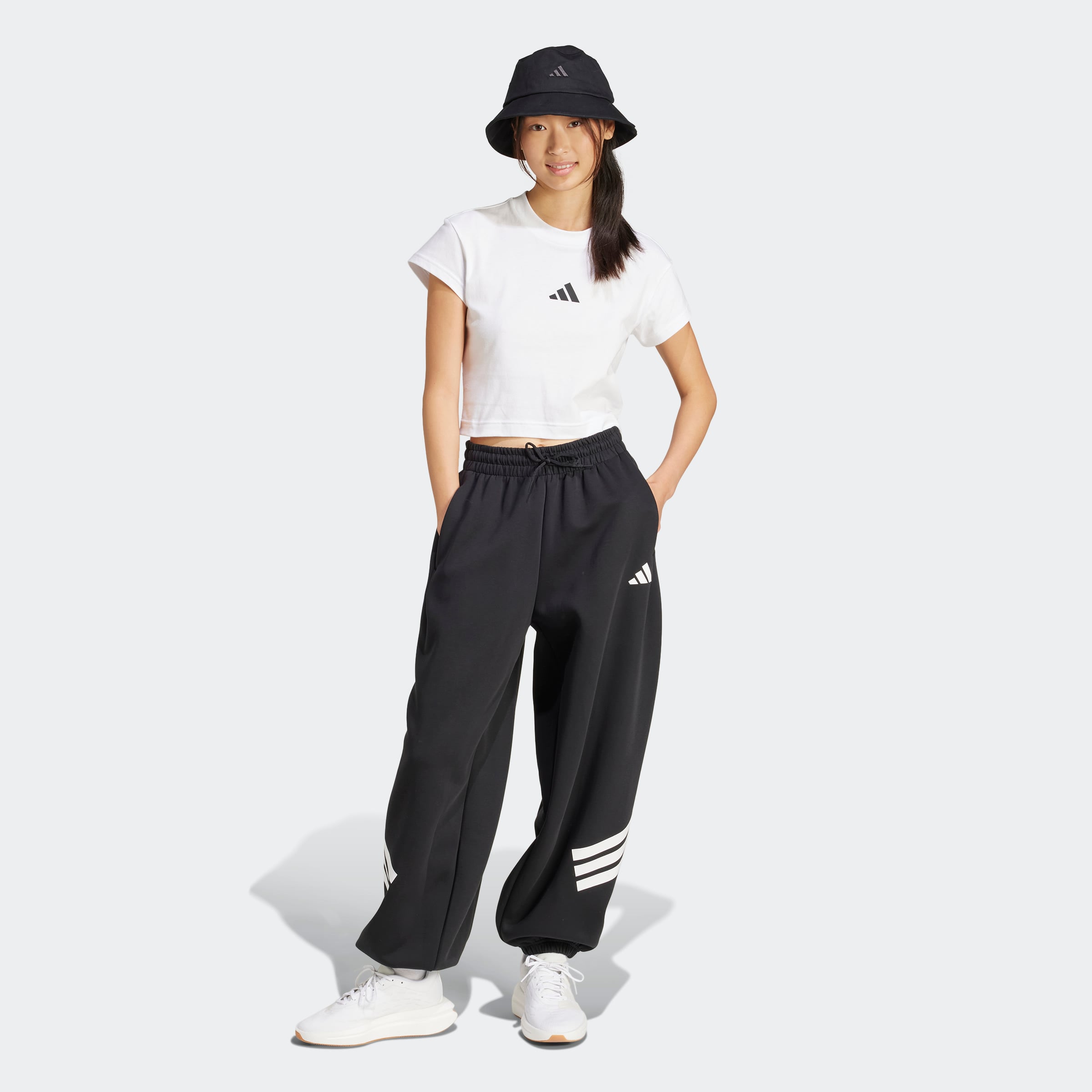 W FI SL BB TEE