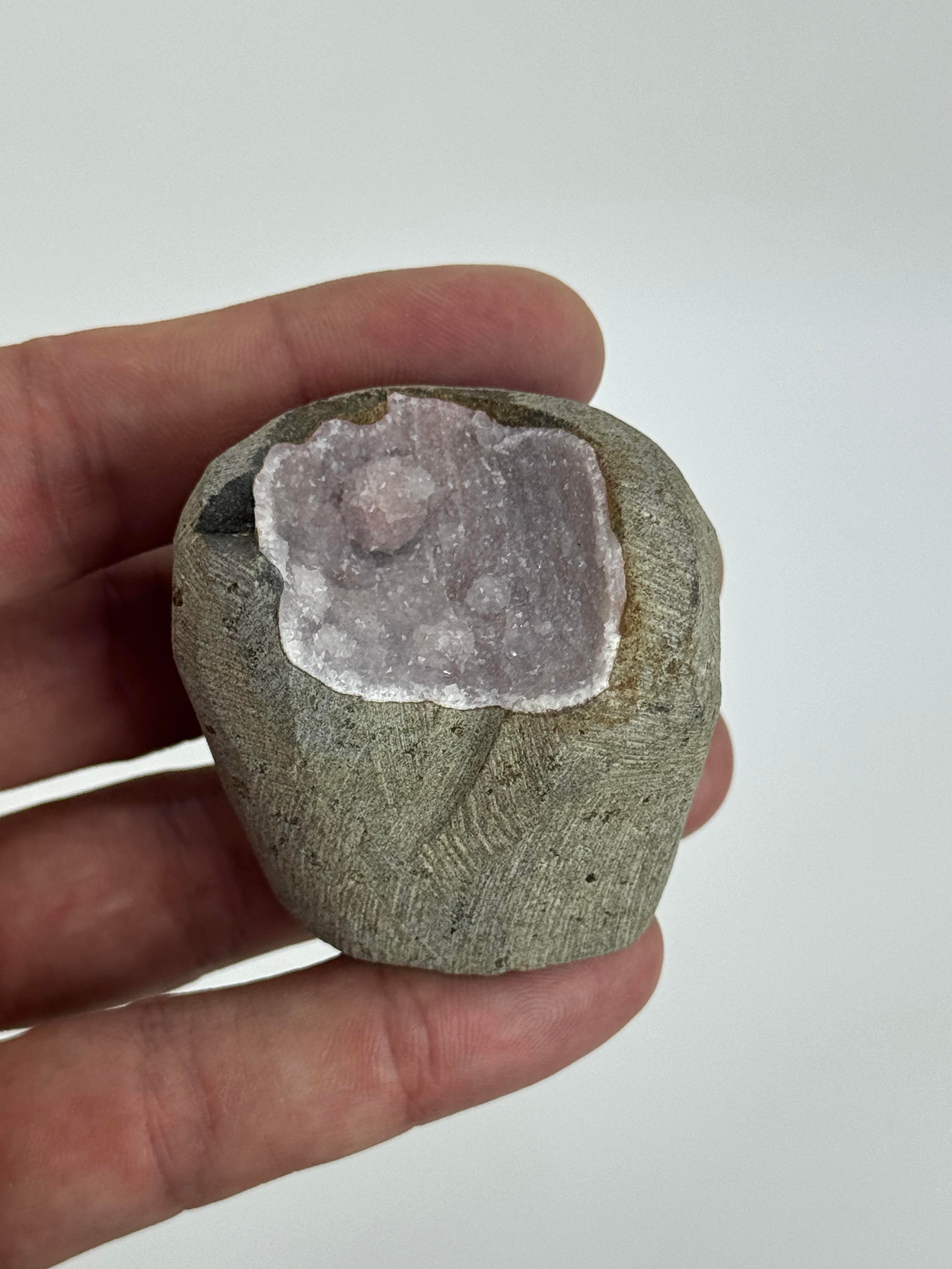 DRUZE KALSEDON JEOT 122 GR.