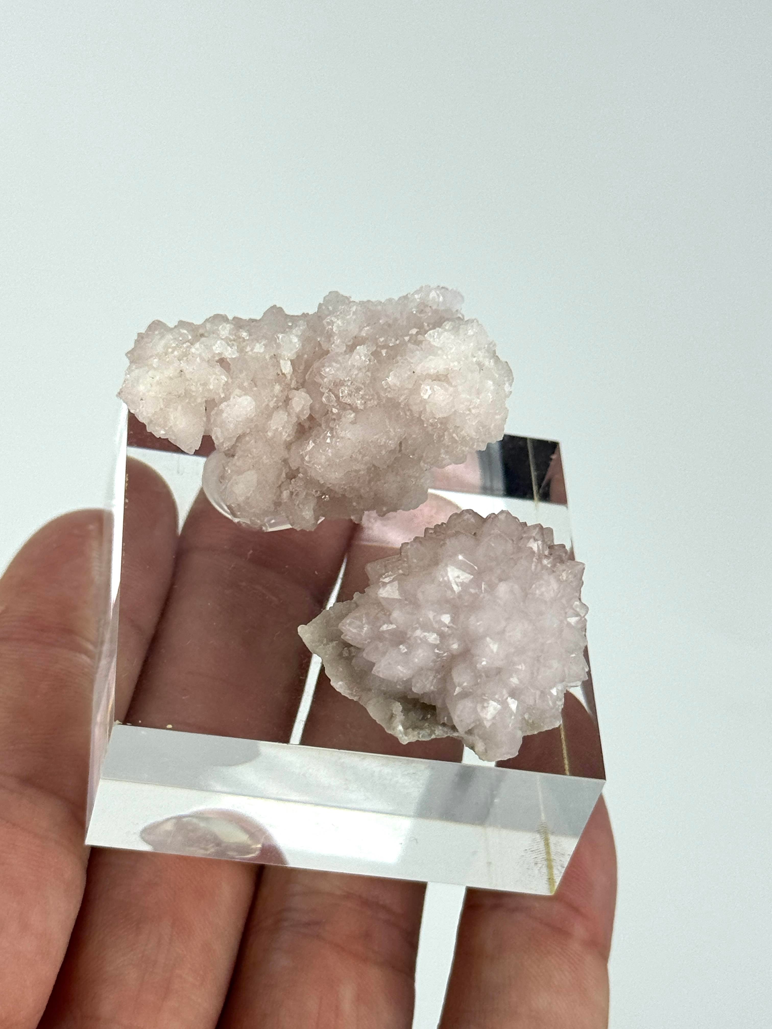 İKİZ PEMBE GÜL KUVARS 29 GR.