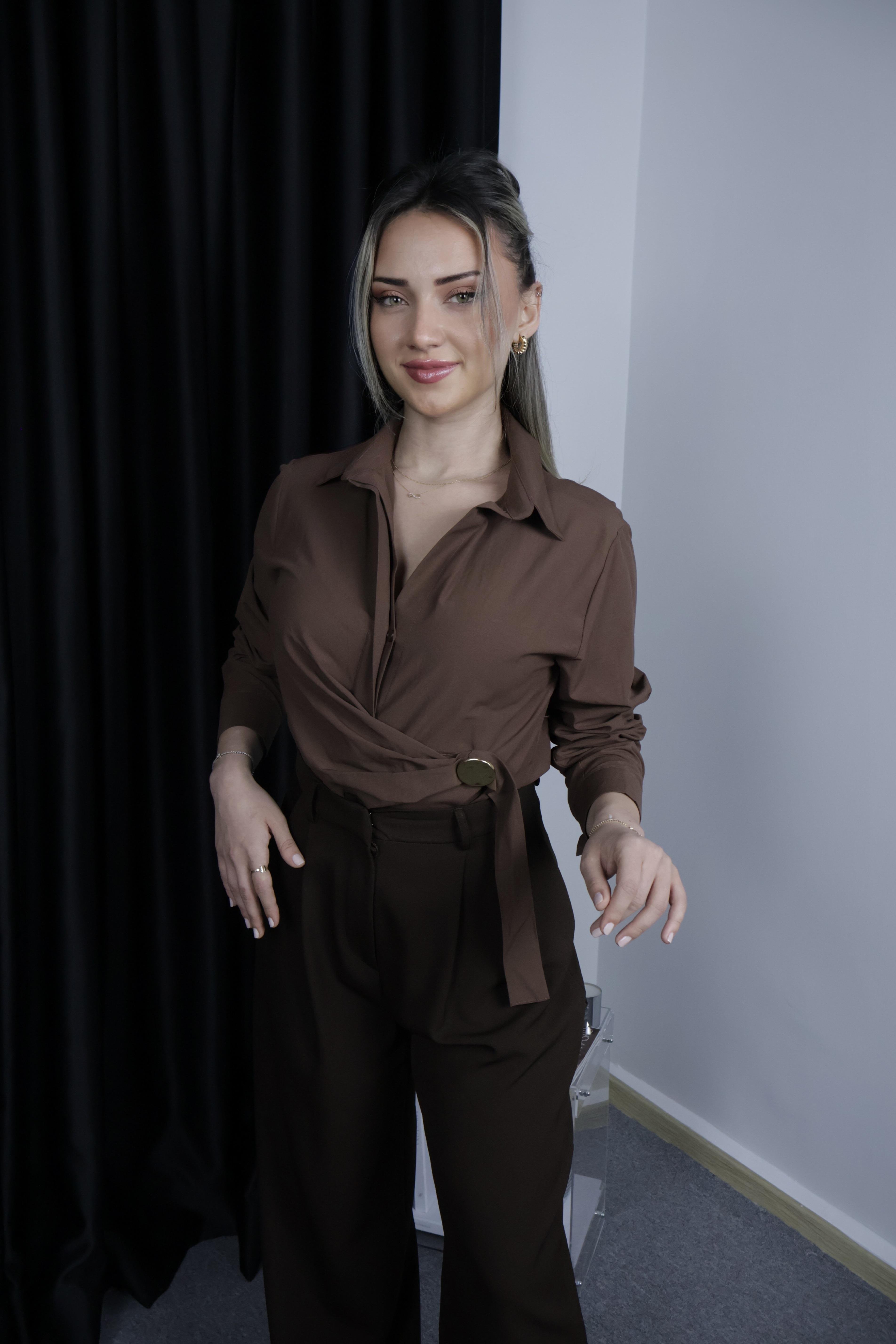 Koyu Kahve Bağlamalı Gömlek