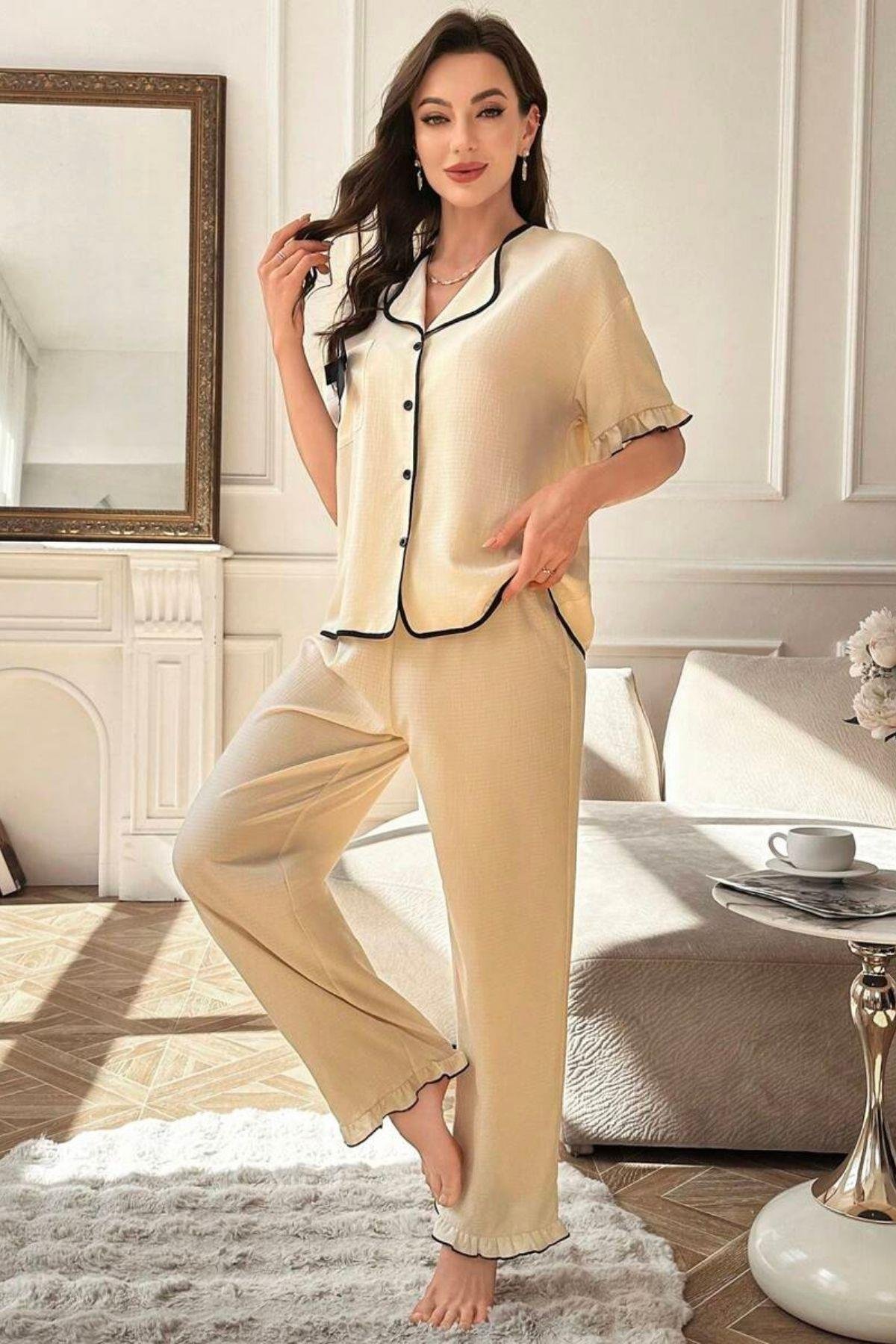 Bella Notte Bej Kısa Kollu Fiyonk Detaylı Düğmeli Pijama Takımı 7317