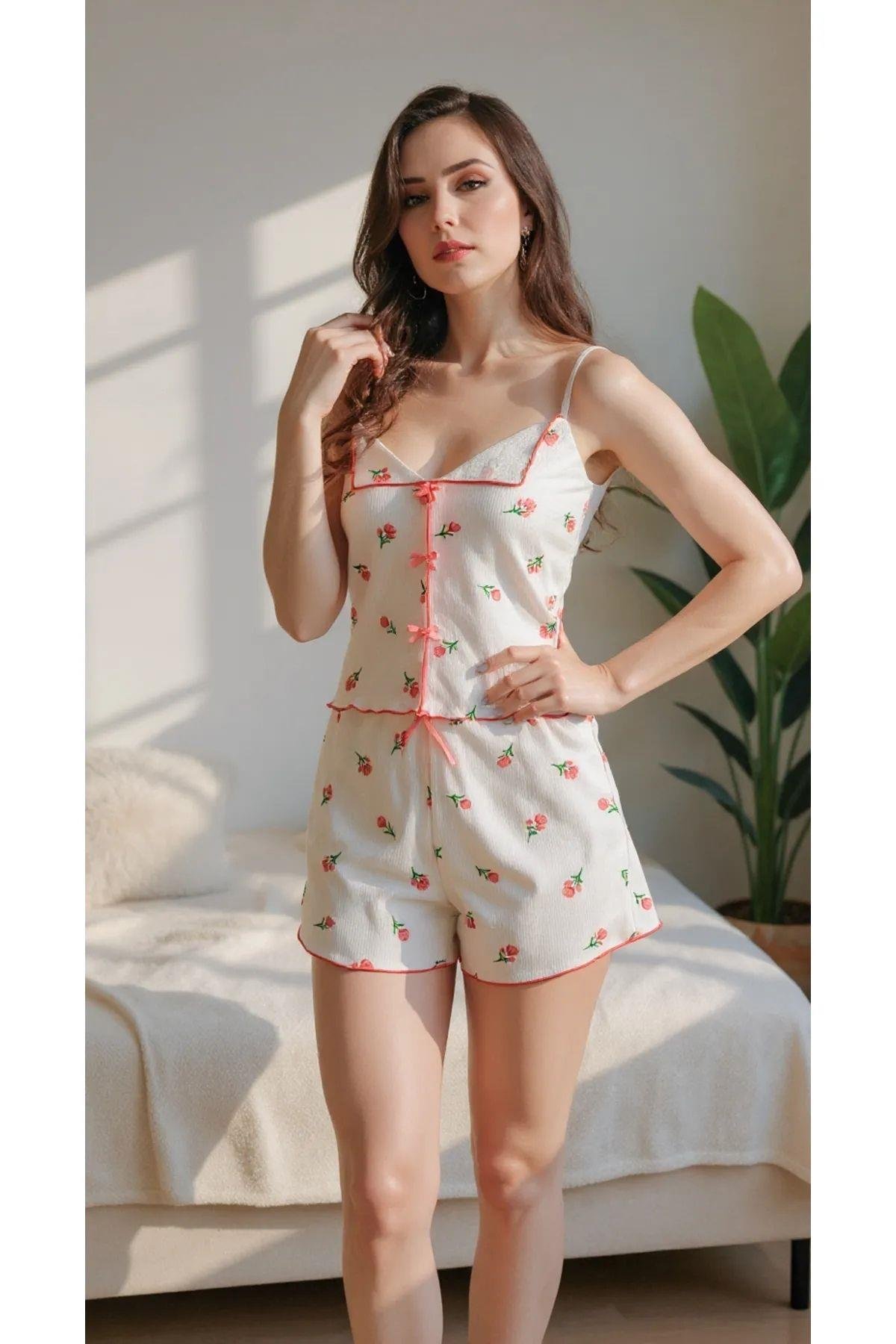 Bella Notte Ekru Çiçek Baskılı Askılı V Yaka Şort Takım 7731