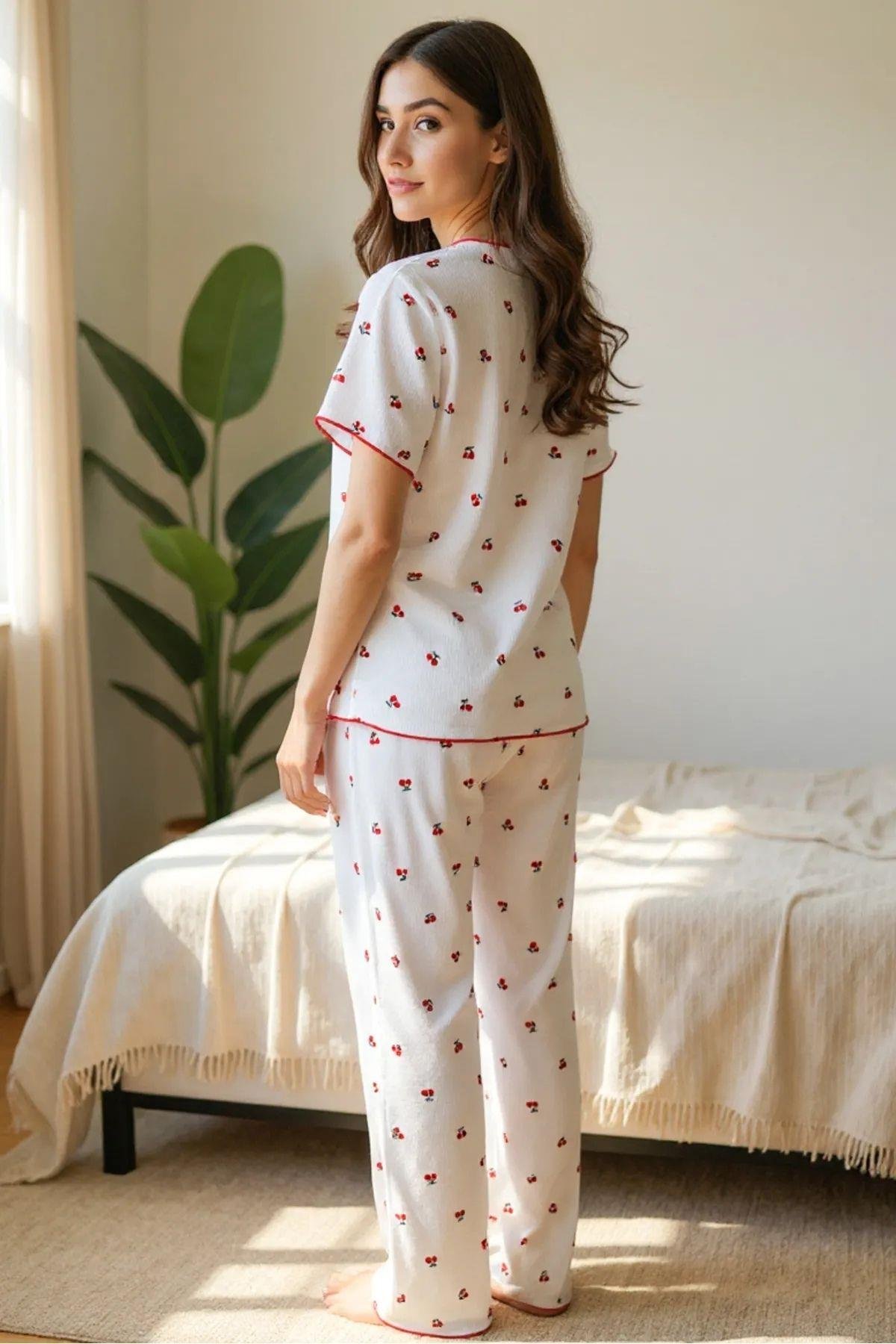 Bella Notte Ekru Pamuklu Kiraz Baskılı Kısa Kollu Pijama Takım 7357