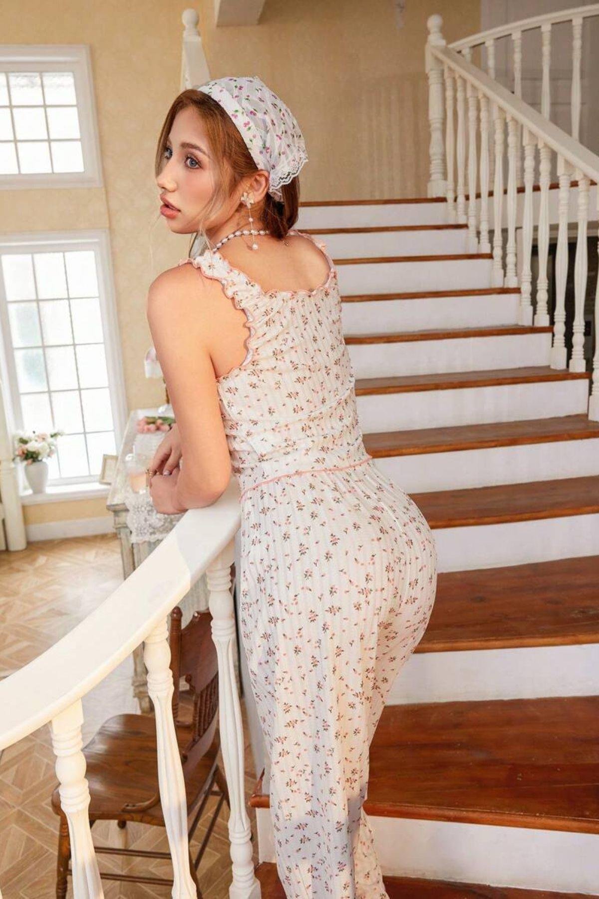 Bella Notte Ekru Vintage Model Çiçek Desenli Naif Pijama Takımı 7323