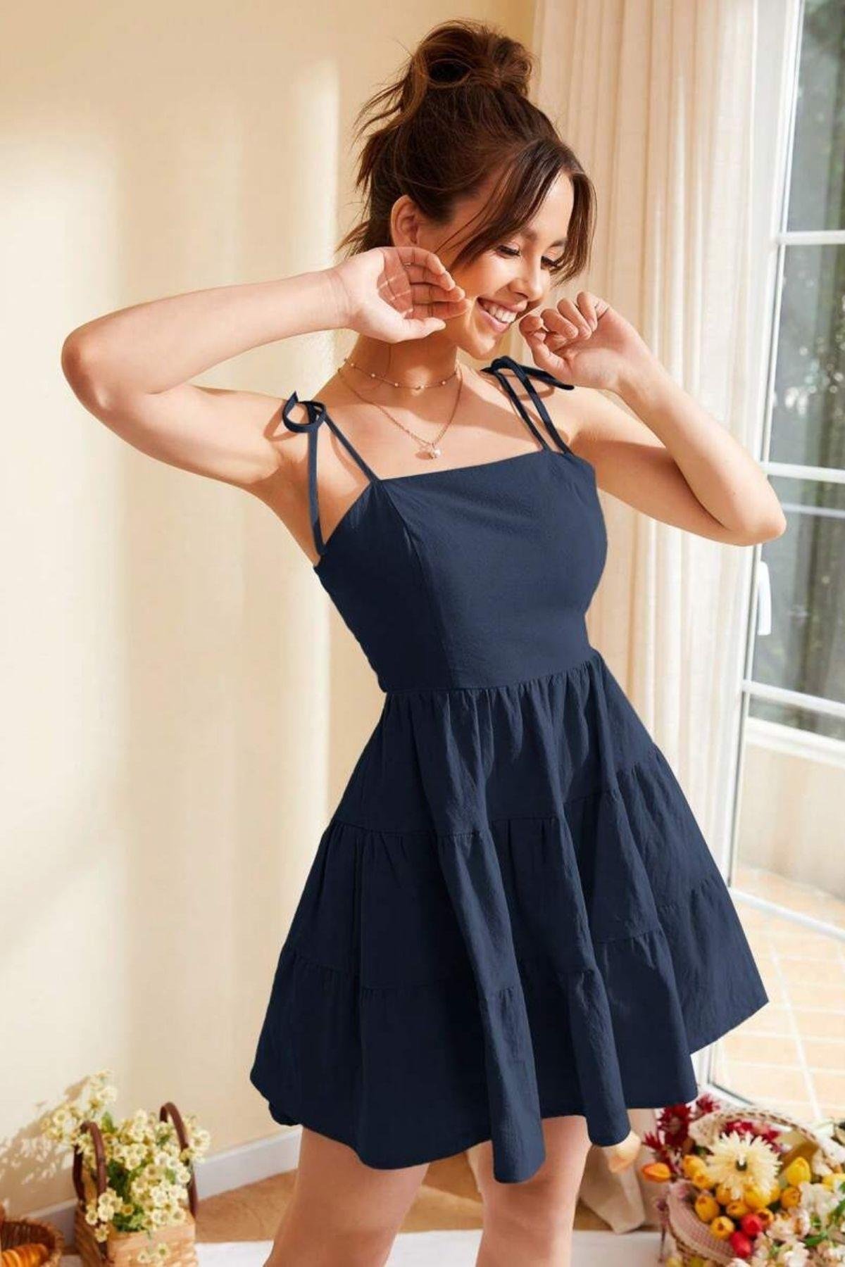Bella Notte Lacivert Kare Yaka Askılı Mini Elbise E-5527