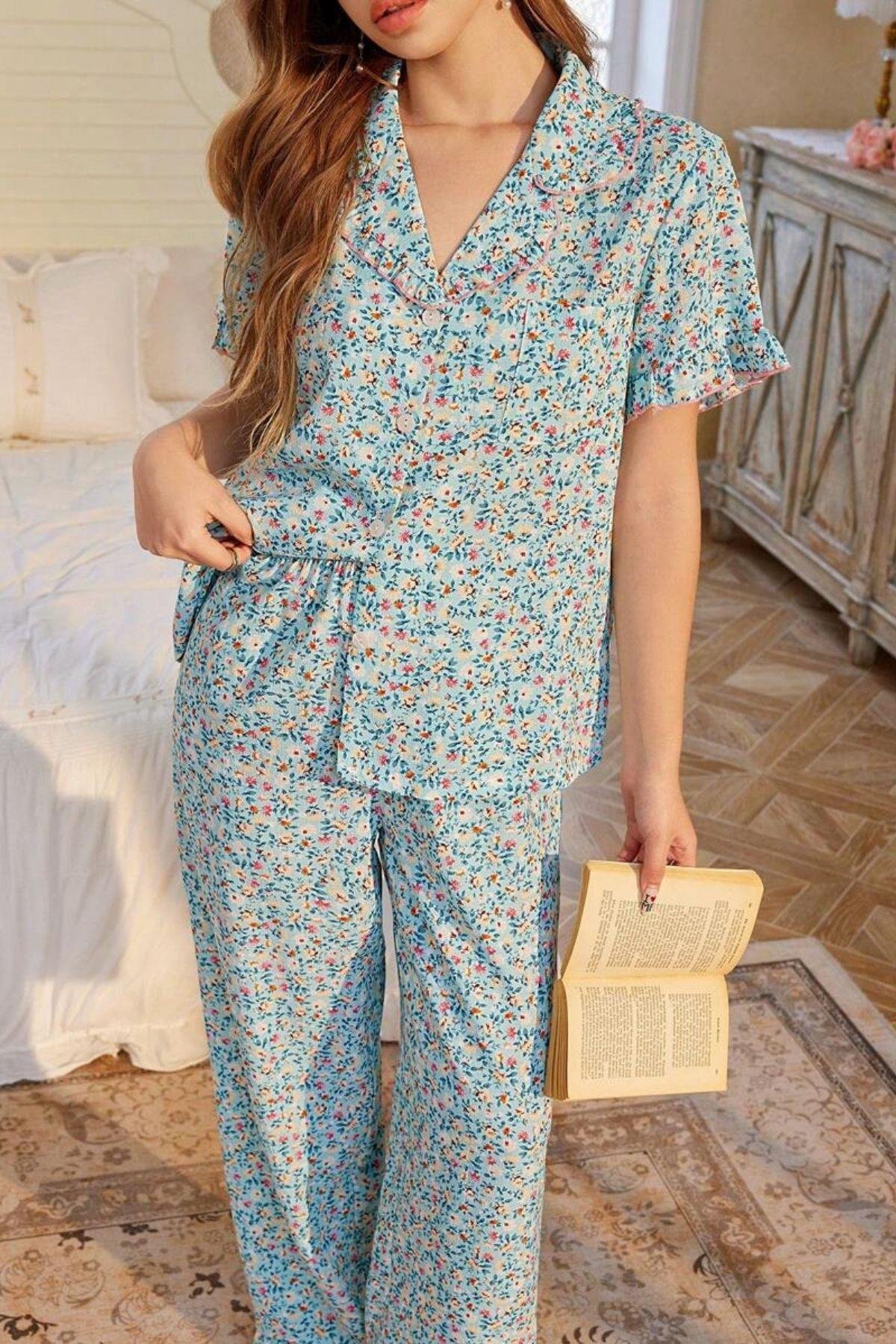 Bella Notte Mavi Çiçek Desenli V Yaka Düğmeli Pijama Takımı 7327