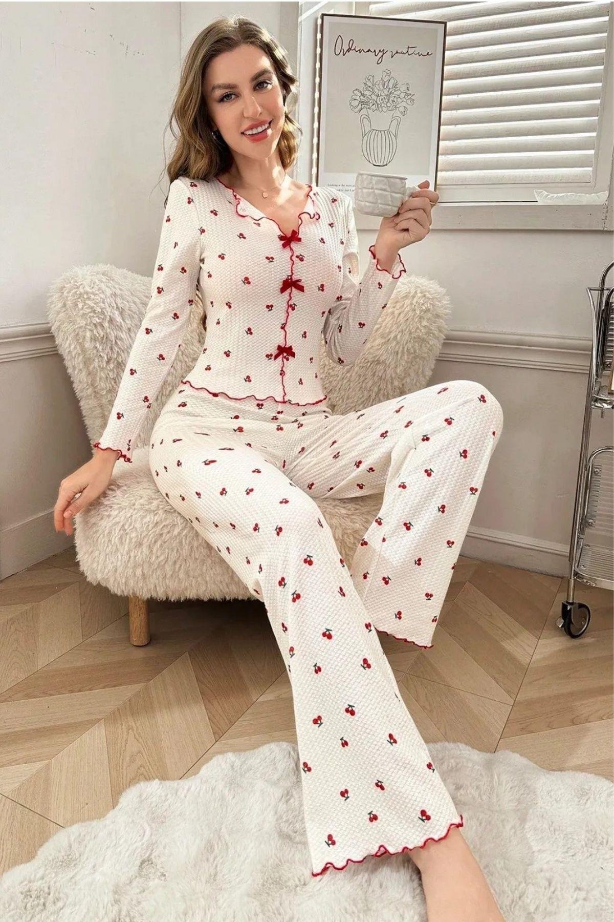 Bella Notte Pamuklu Kurdale Detaylı Kiraz Desenli Pijama Takımı 7135