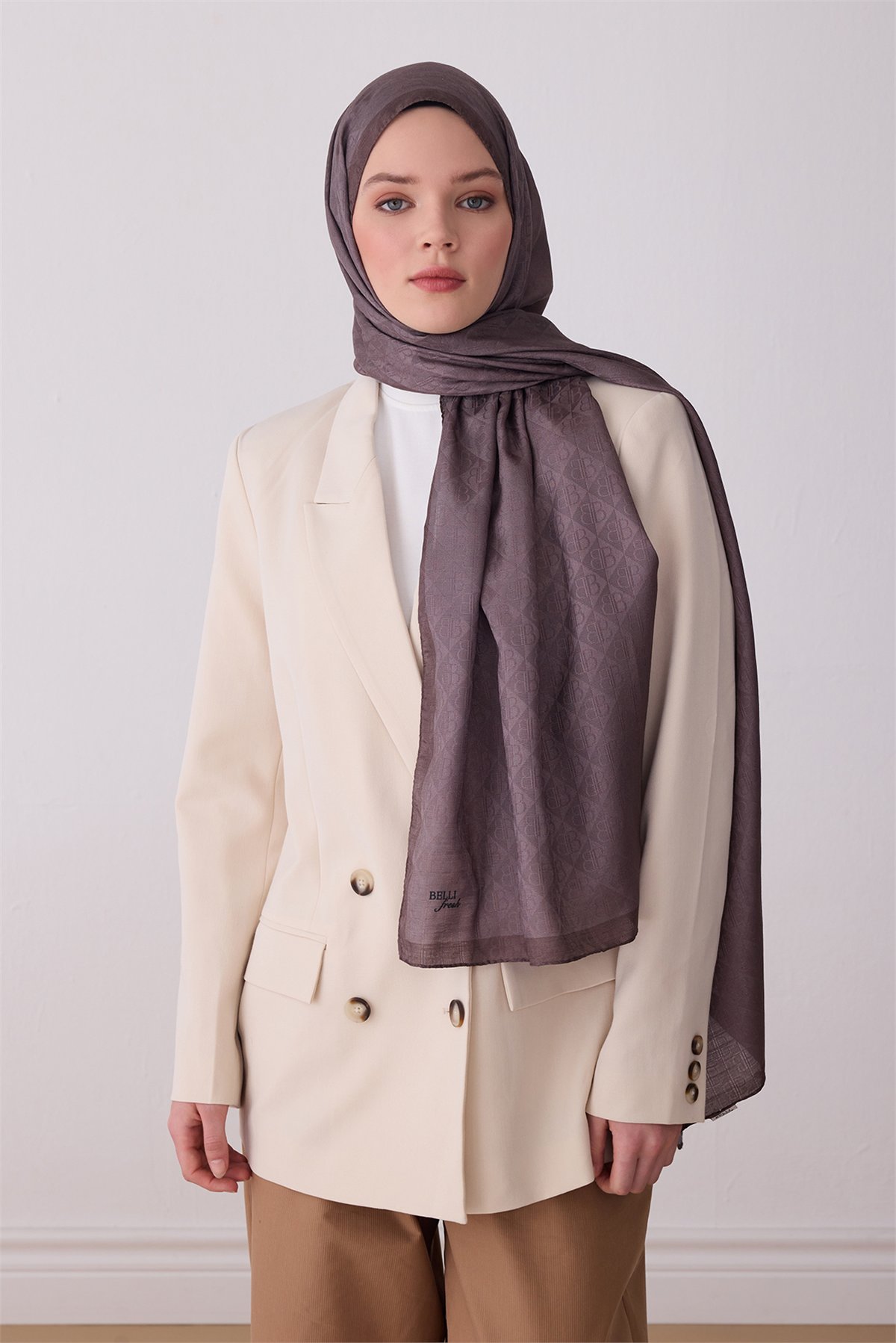 BELLİ FRESH MONOGRAM EŞARP