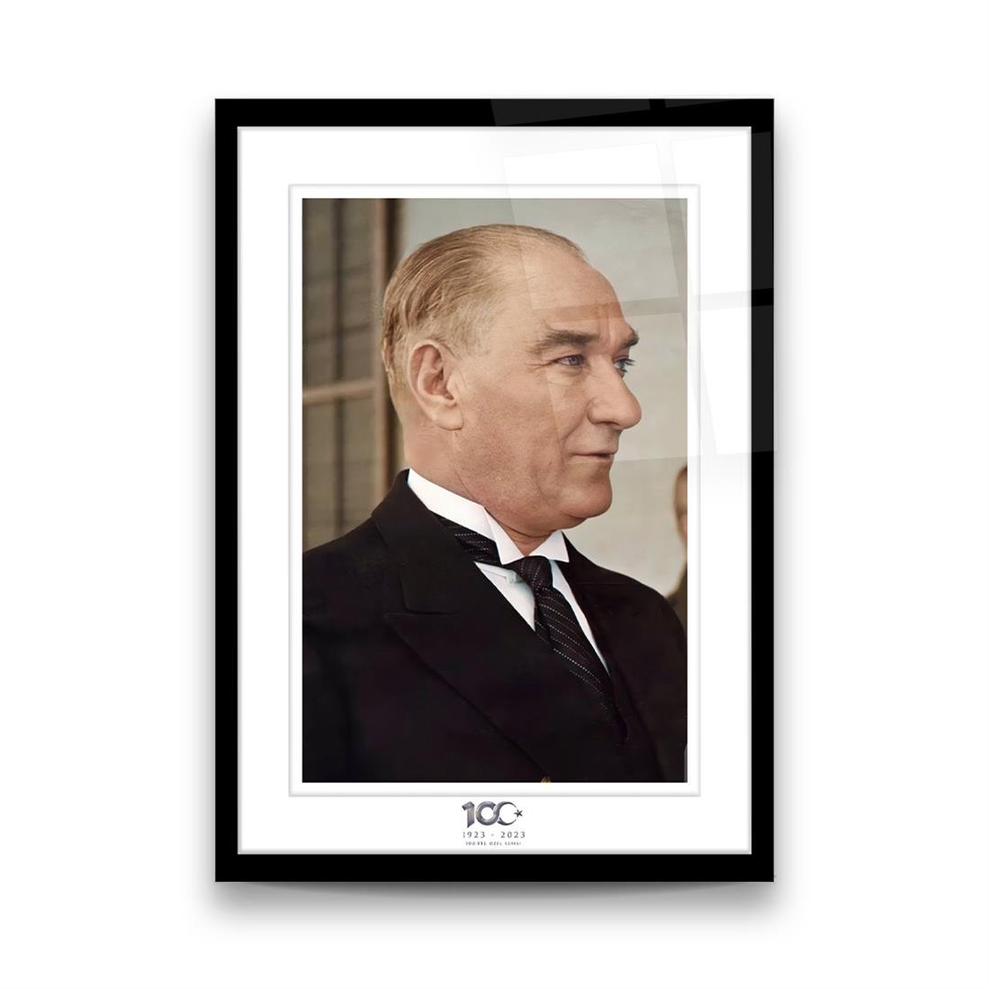 Atatürk 7 Dikey Cam Tablo