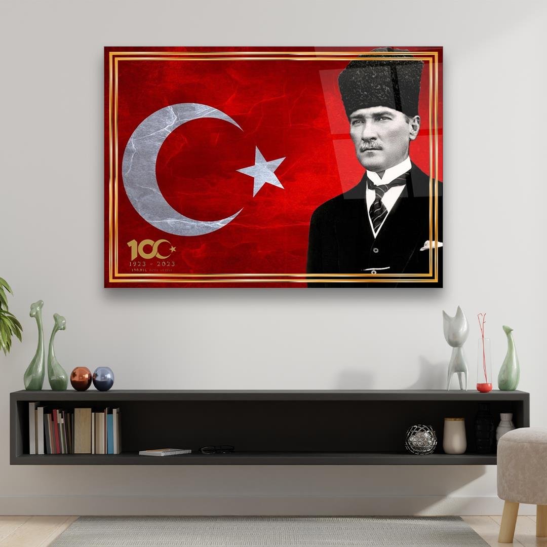 Ay Yıldızın Gölgesinde Ölümsüz Lider-Yatay Cam Tablo