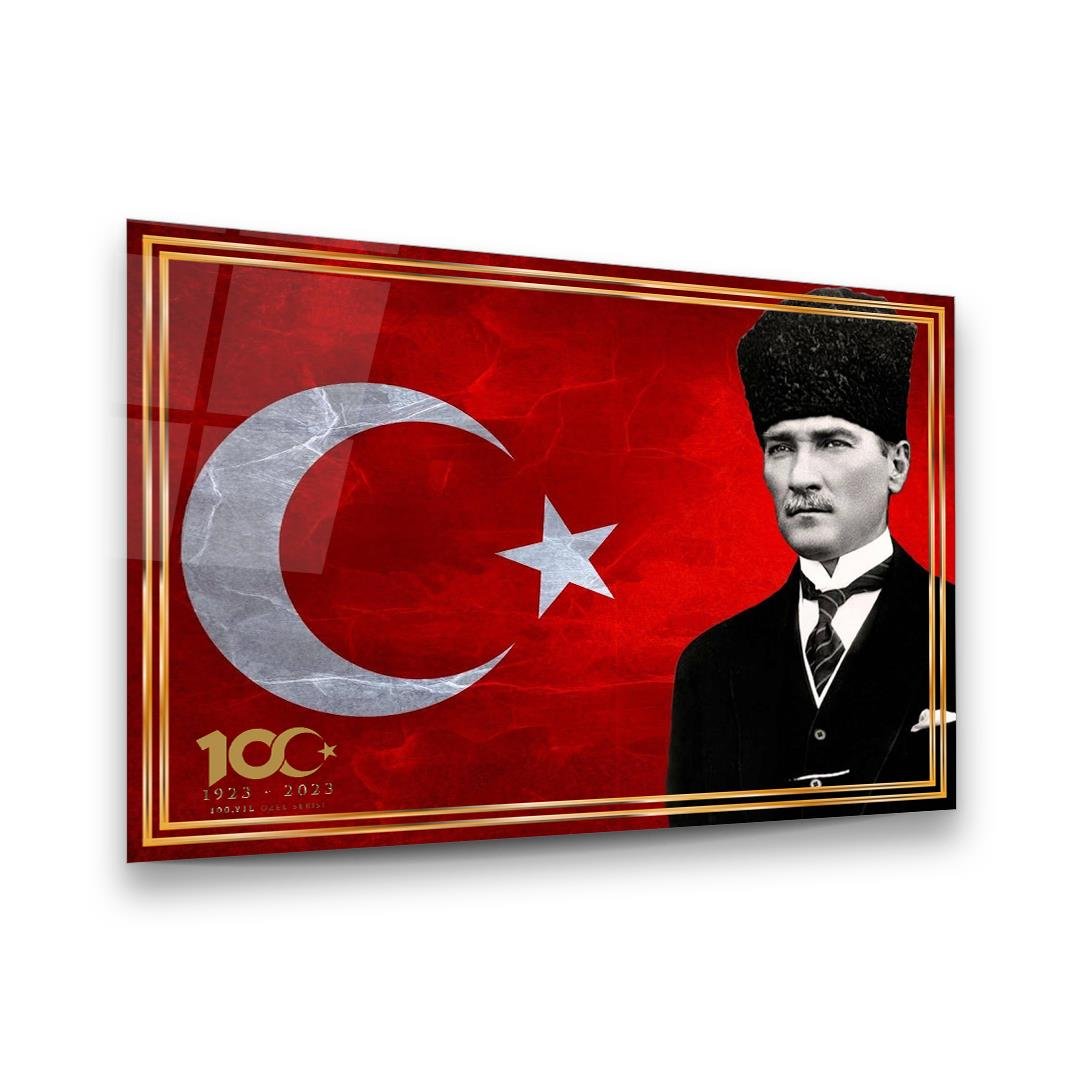 Ay Yıldızın Gölgesinde Ölümsüz Lider-Yatay Cam Tablo