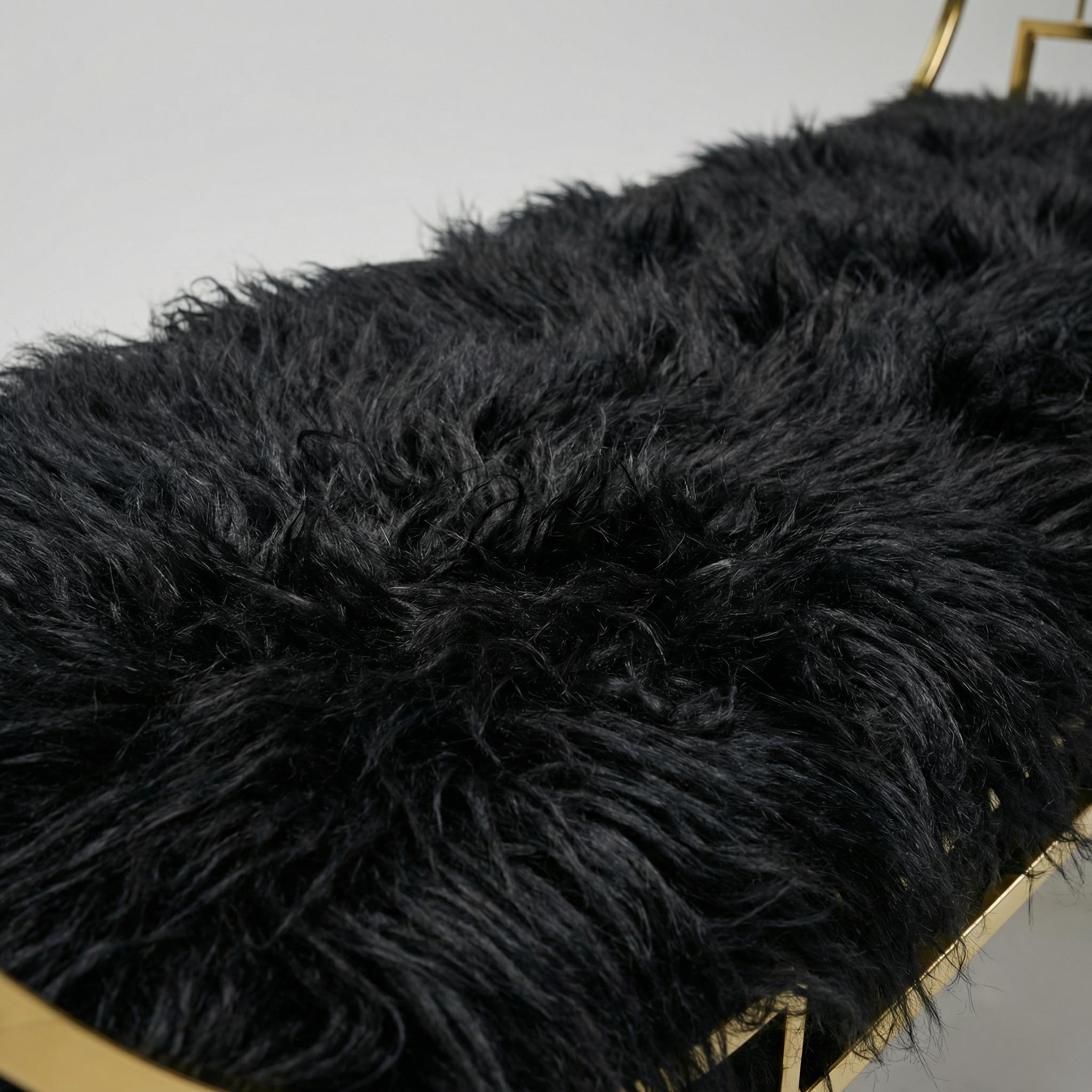 Koza Siyah Peluş Bench