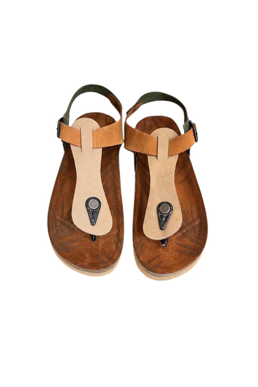 Bej Multi Hakiki Deri Parmak Arası Mantar Taban Tokalı Sandalet 