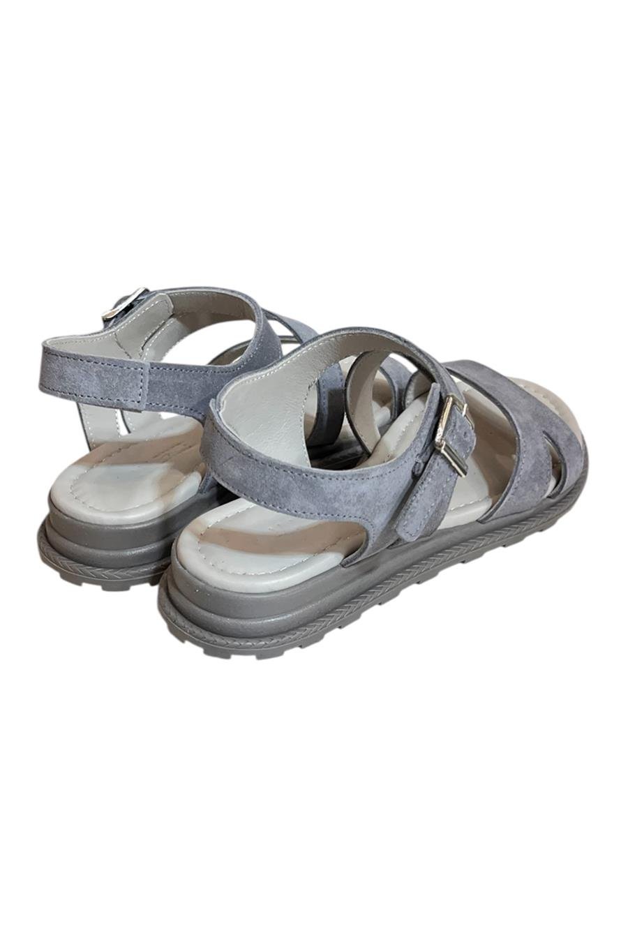 Gri Hakiki Süet Deri Çapraz Bantlı Sandalet 