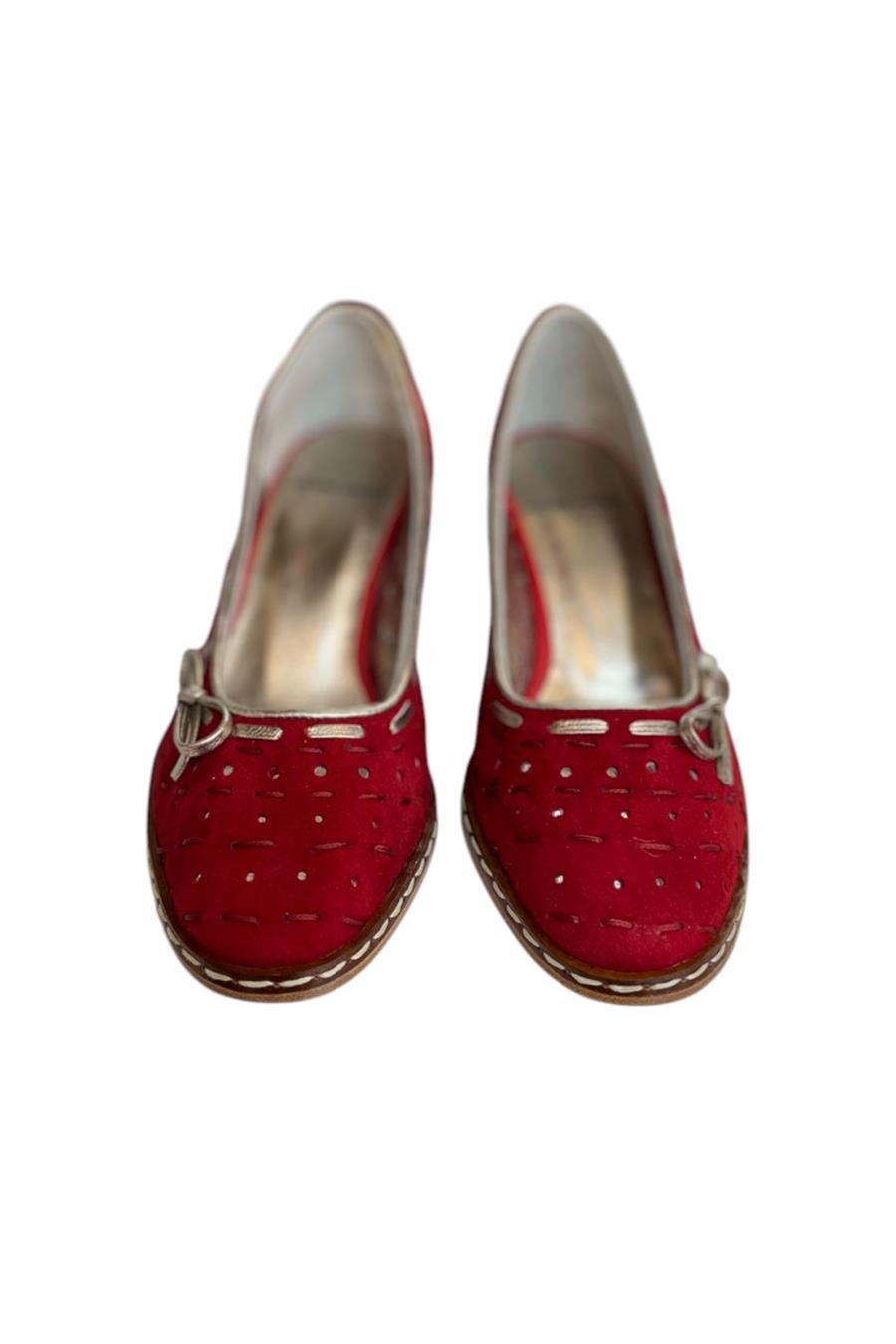 Kırmızı Hakiki Süet Deri Fiyonk Detay Topuklu Ayakkabı