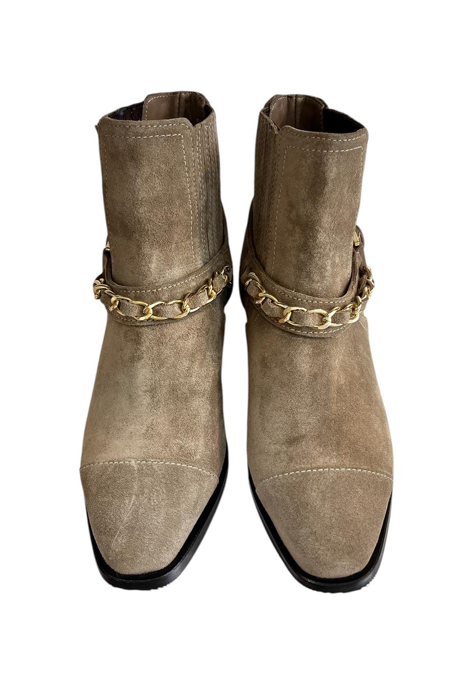 Kum Hakiki Süet Deri Zincir Detay Bot