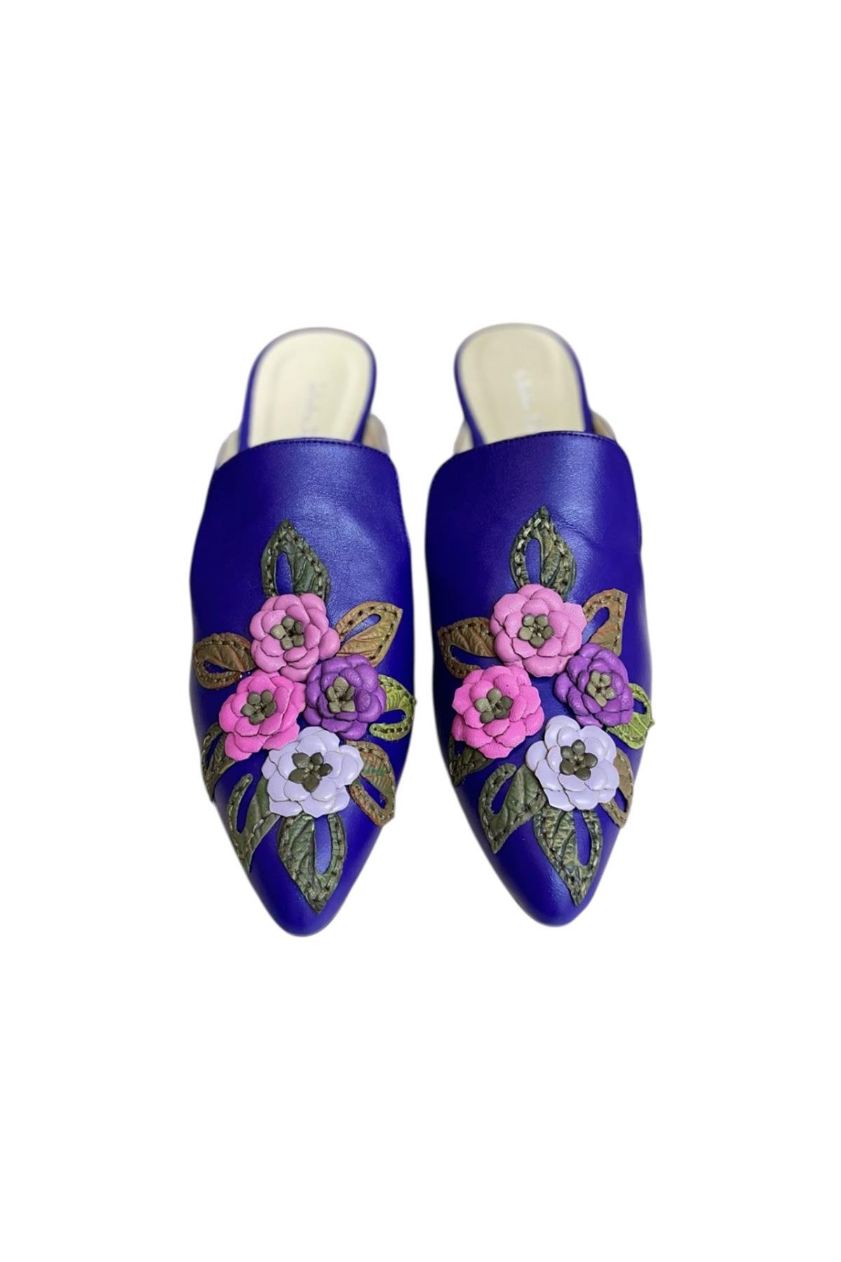 Mor  Hakiki  Deri Çiçek Motifli El Yapımı Terlik 