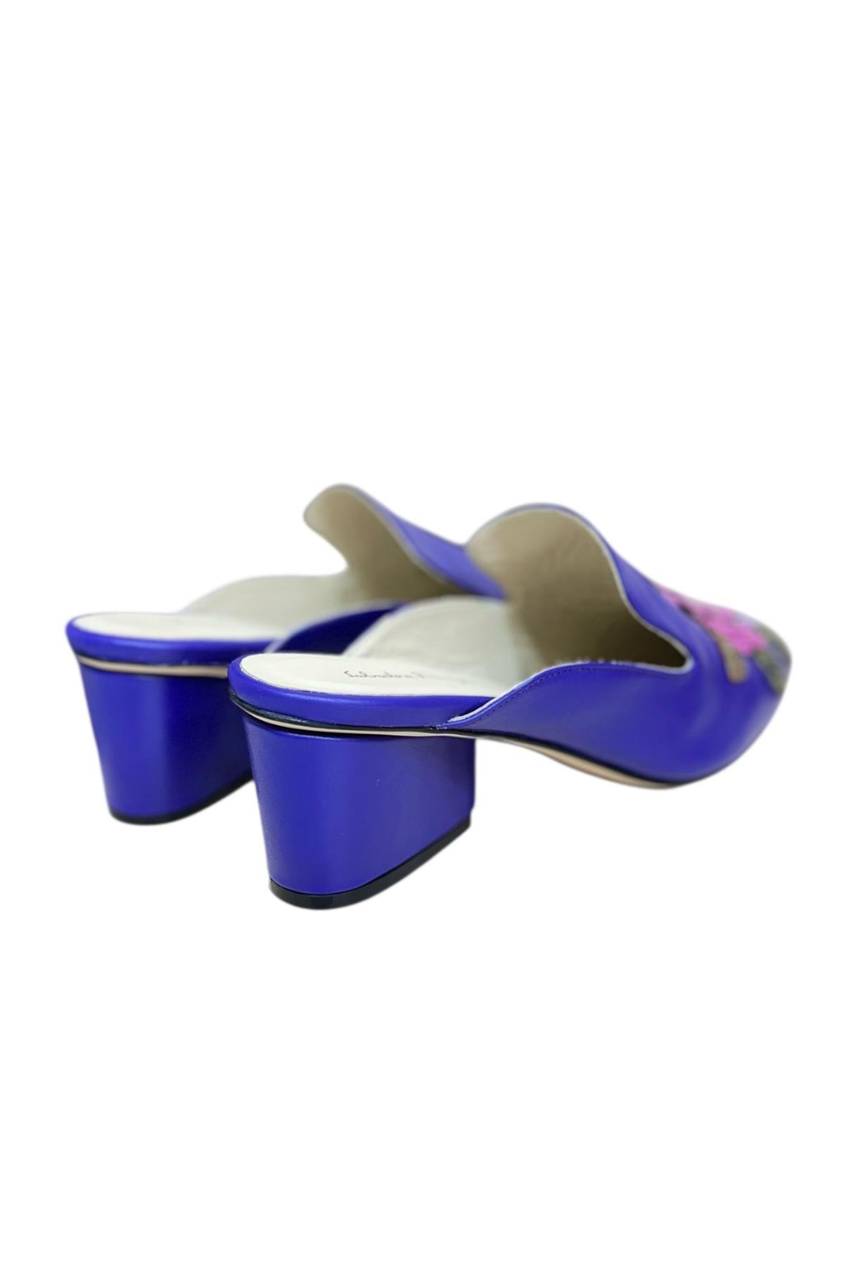 Mor  Hakiki  Deri Çiçek Motifli El Yapımı Terlik 