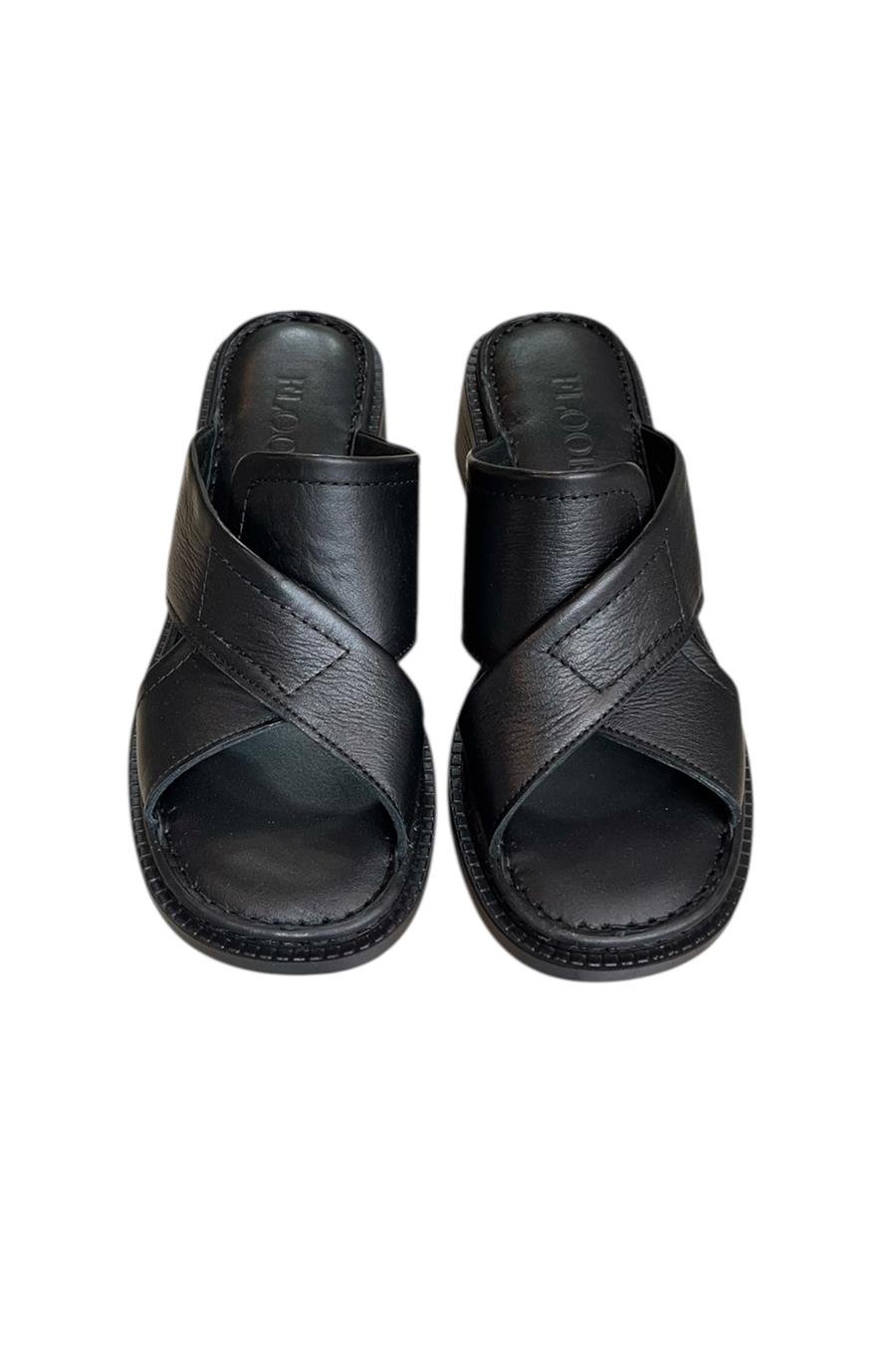 Siyah Hakiki Deri Puf Taban Çapraz Bantlı Terlik 