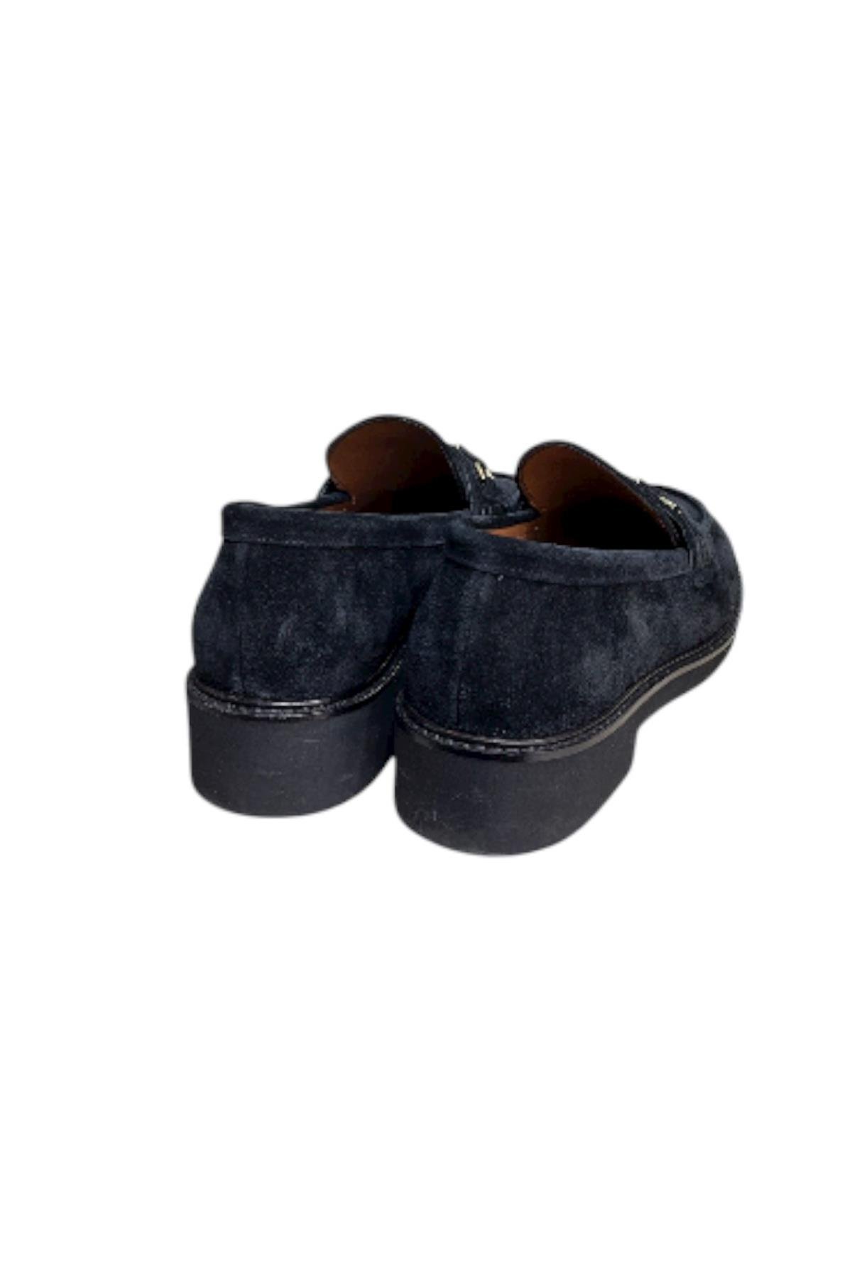 Siyah Hakiki Deri Toka Detay Hafif Taban Loafer