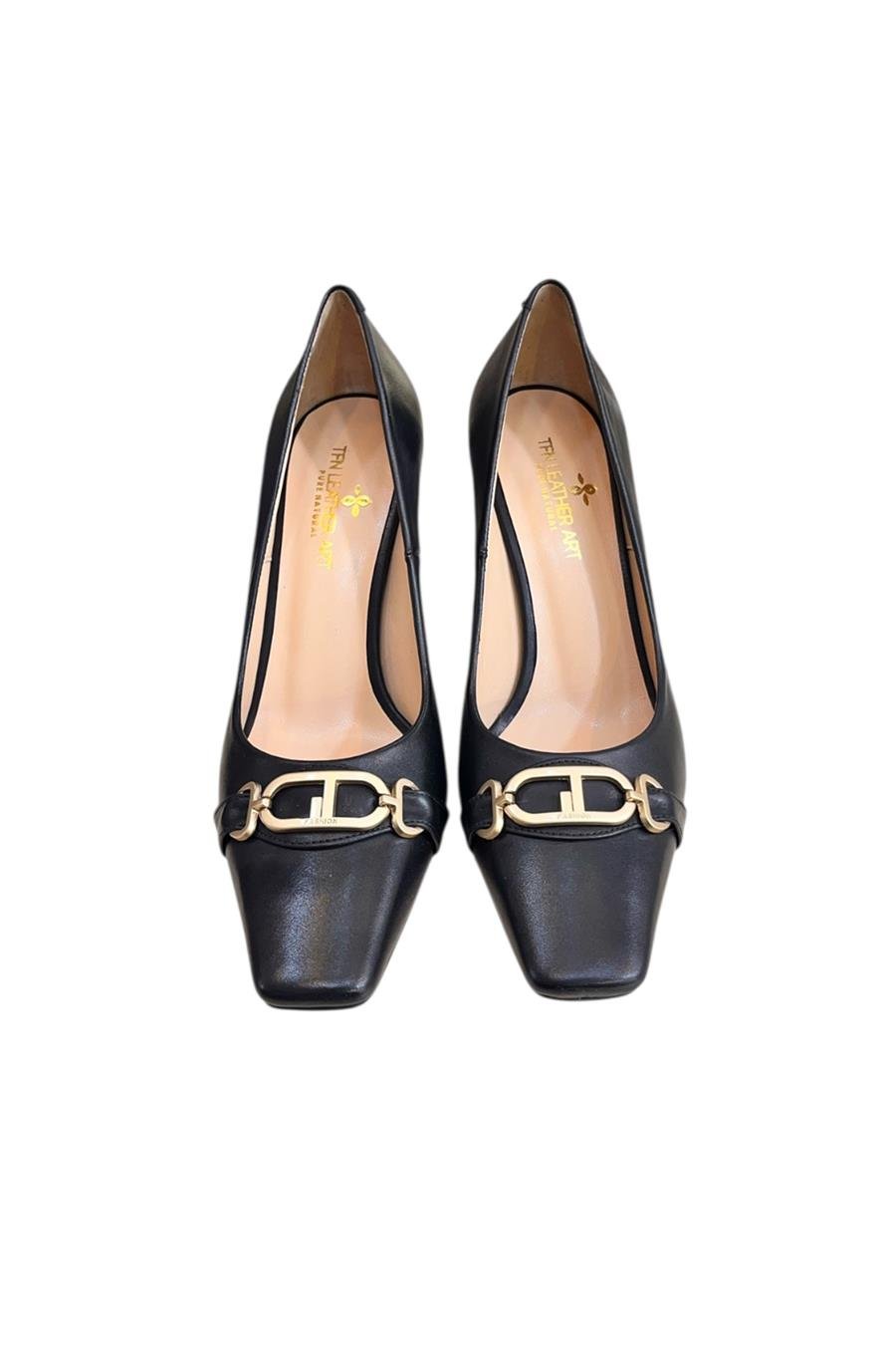 Siyah Hakiki Deri Toka Detay Topuklu Ayakkabı