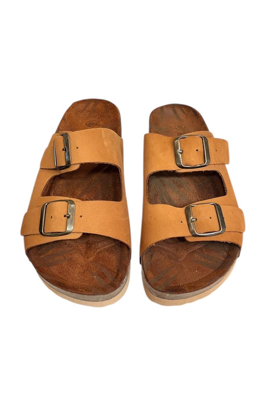 Taba  Hakiki Deri Nubuk Çift Bant Tokalı Mantar Taban Terlik