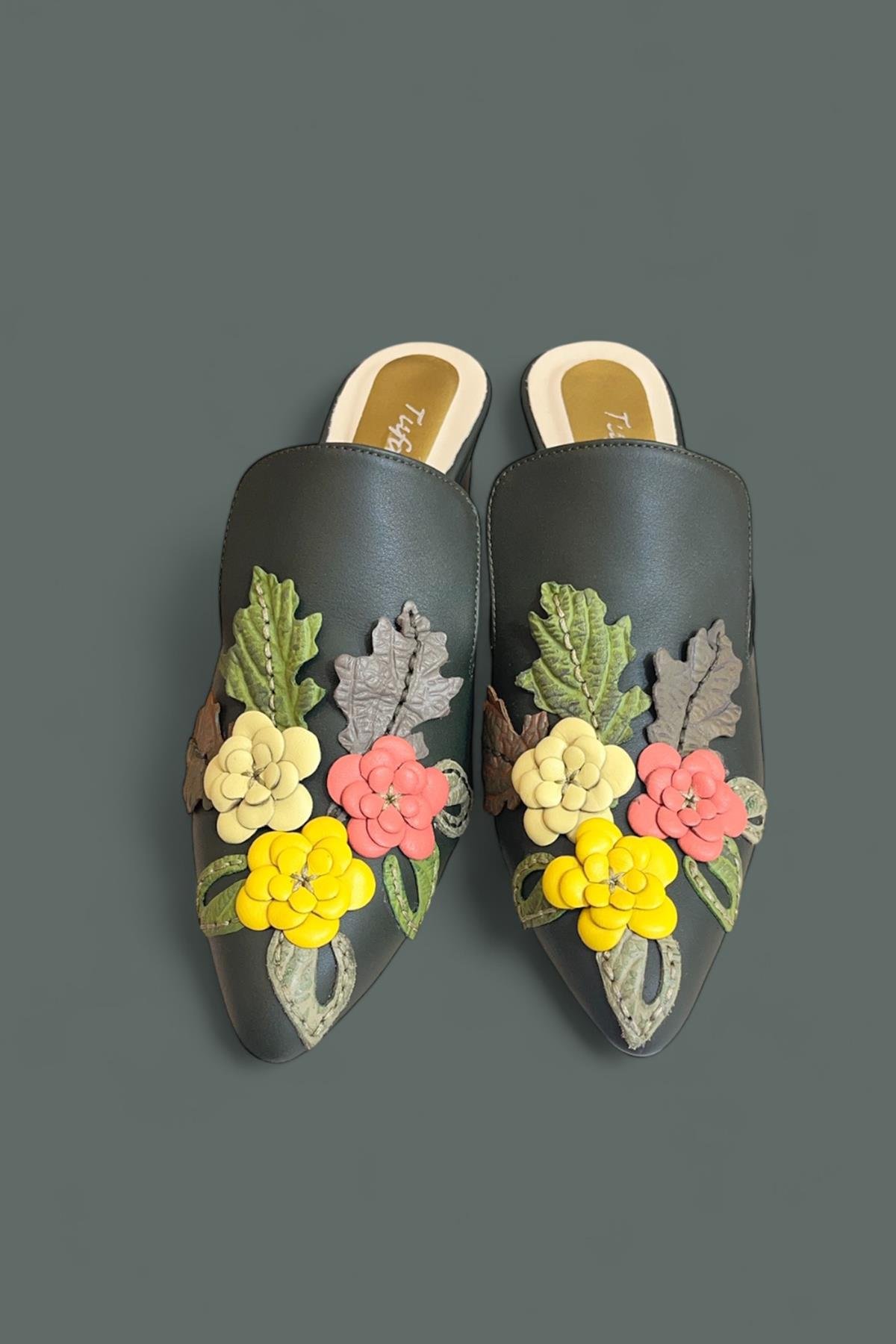 Yağ Yeşili Hakiki Deri Çiçek Motifli El Yapımı Terlik