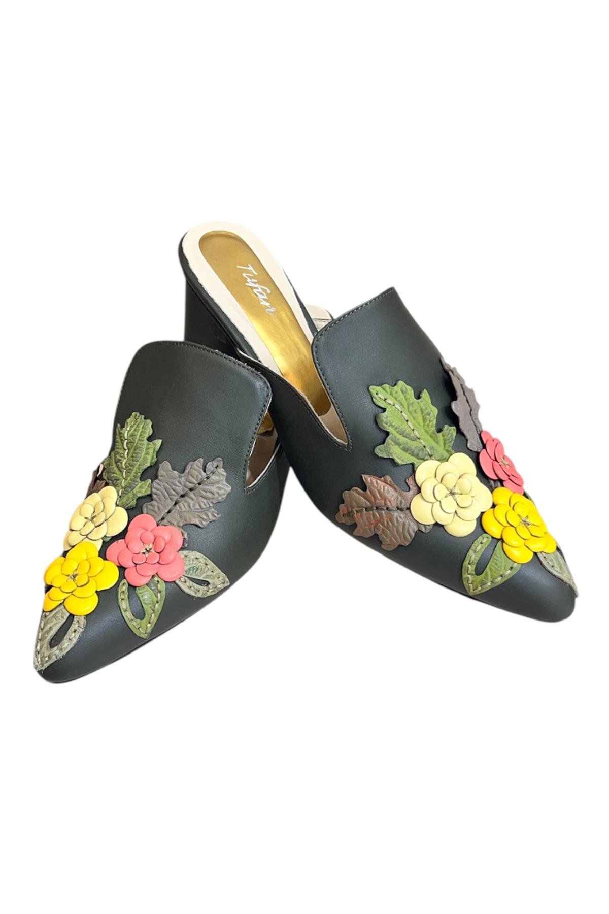 Yağ Yeşili Hakiki Deri Çiçek Motifli El Yapımı Terlik