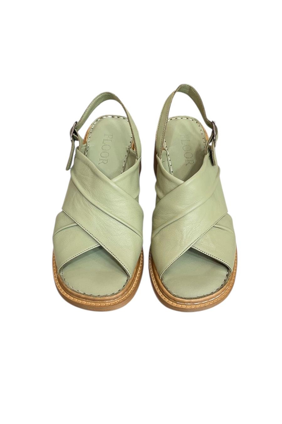 Yeşil Hakiki Deri Çapraz Bantlı Puf Taban Topuklu Sandalet 
