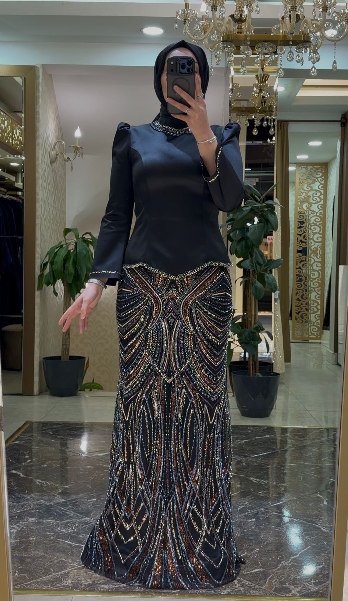 Pınar Şems Berceste Abiye