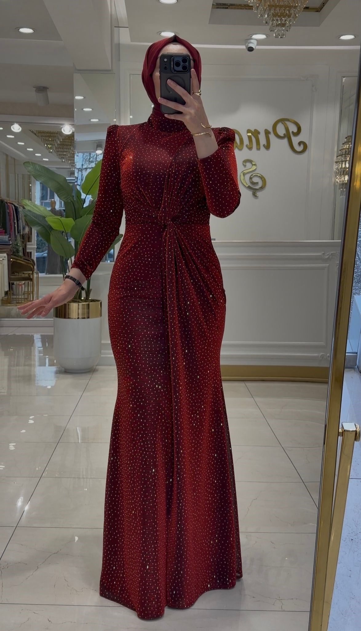 Pınar Şems Işık Abiye