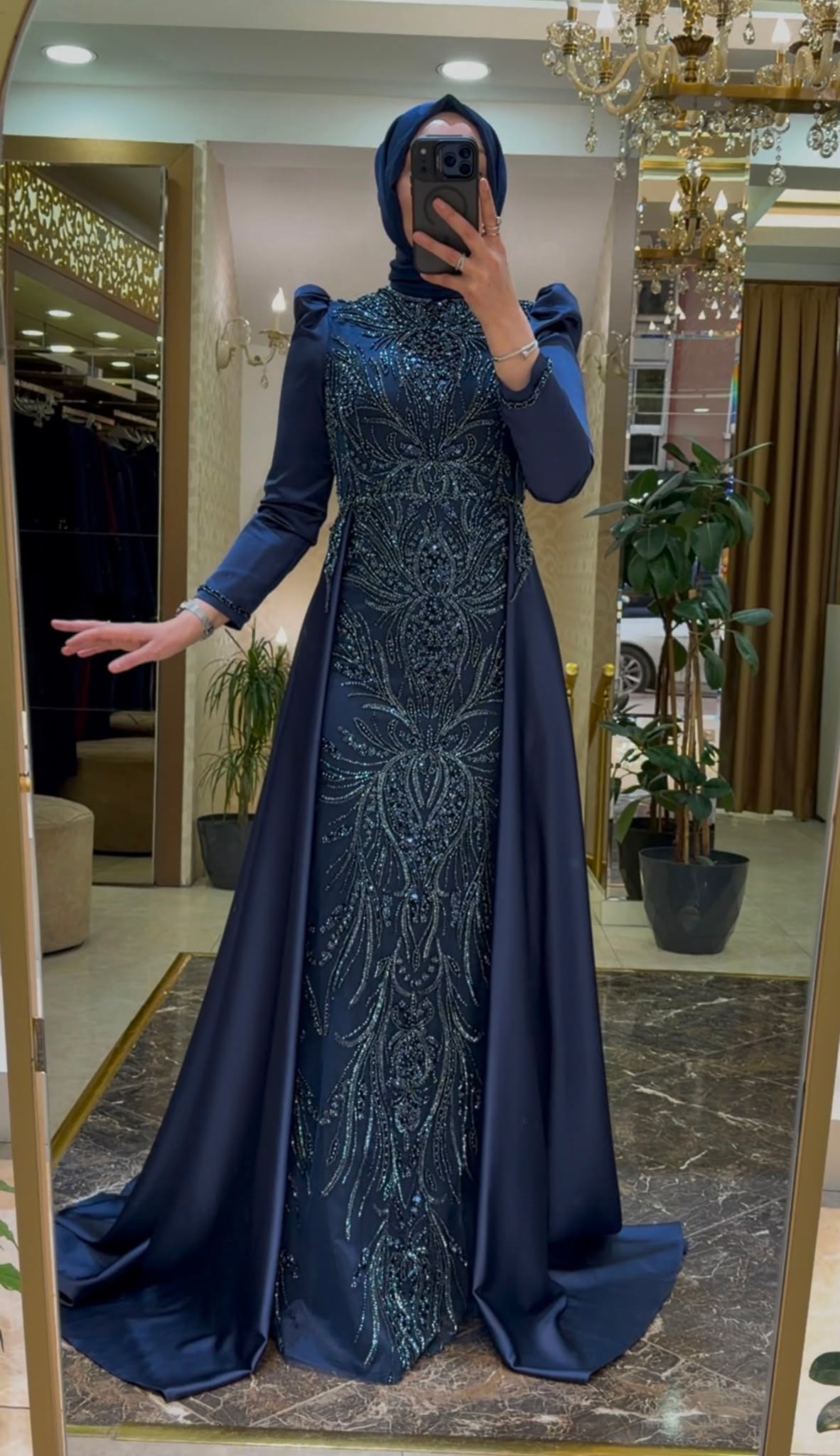 Pınar Şems Nesligül Abiye Lacivert