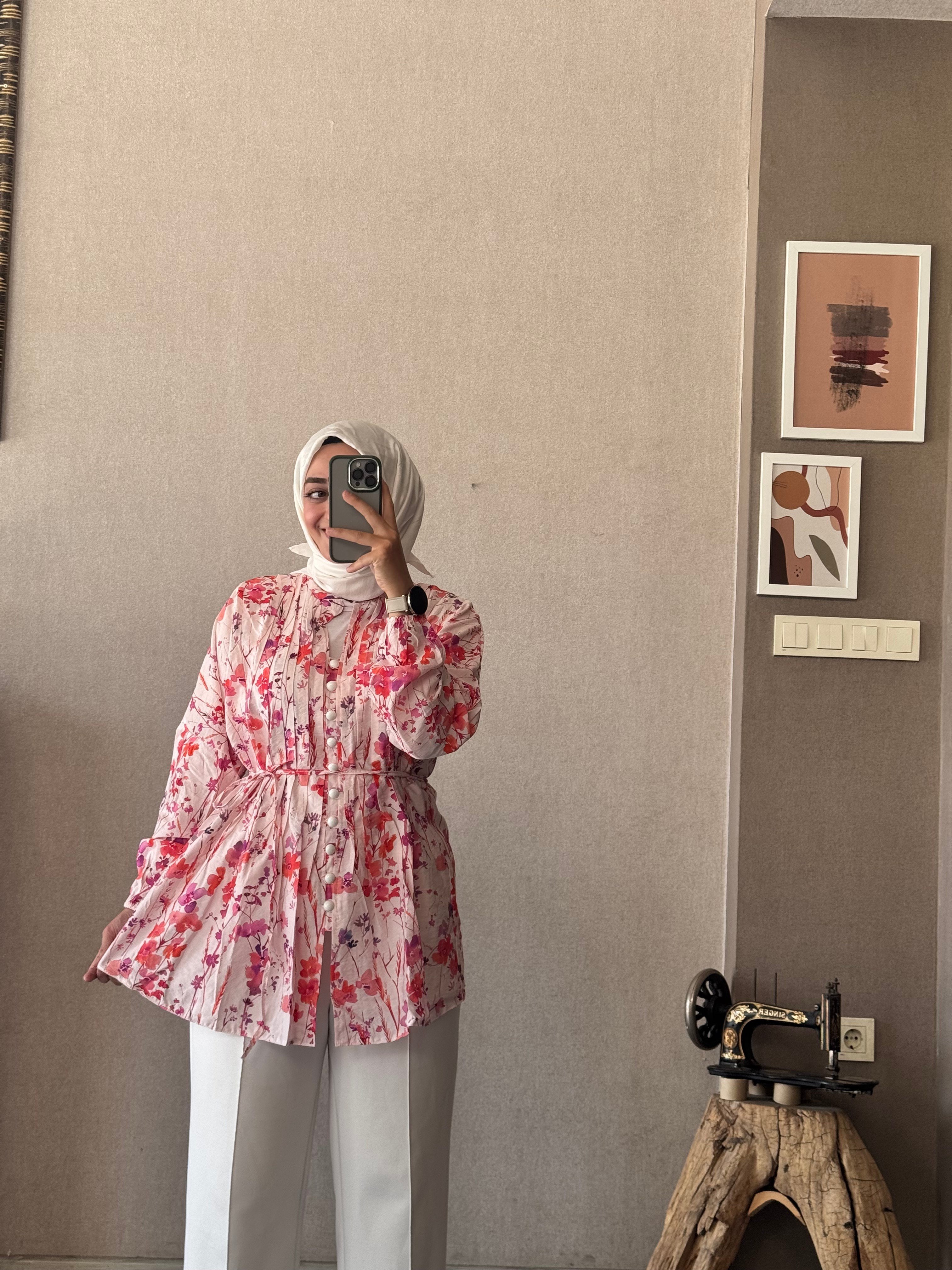 Çiçekli pembe nervüllü tunik - 1148