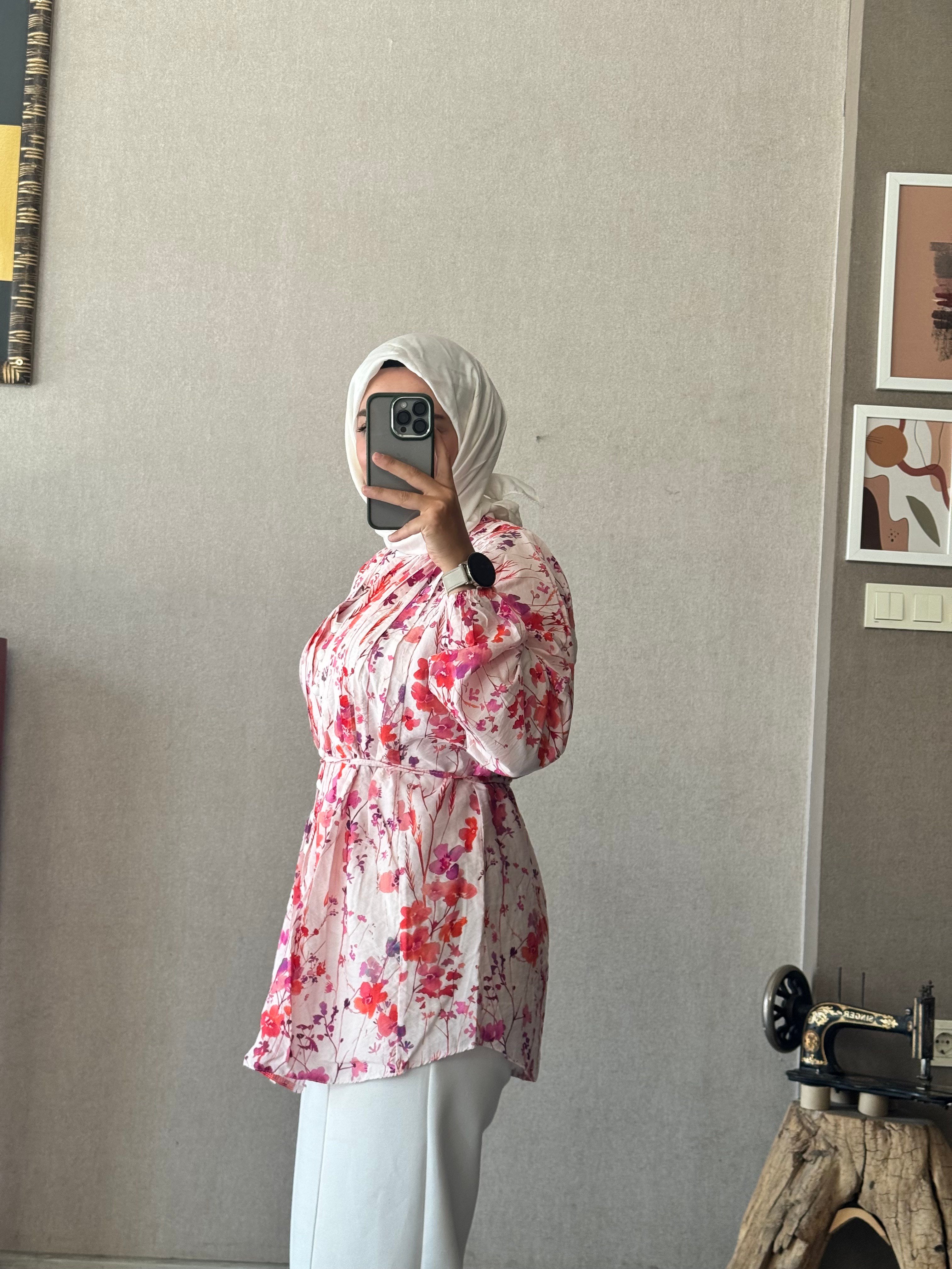 Çiçekli pembe nervüllü tunik - 1148