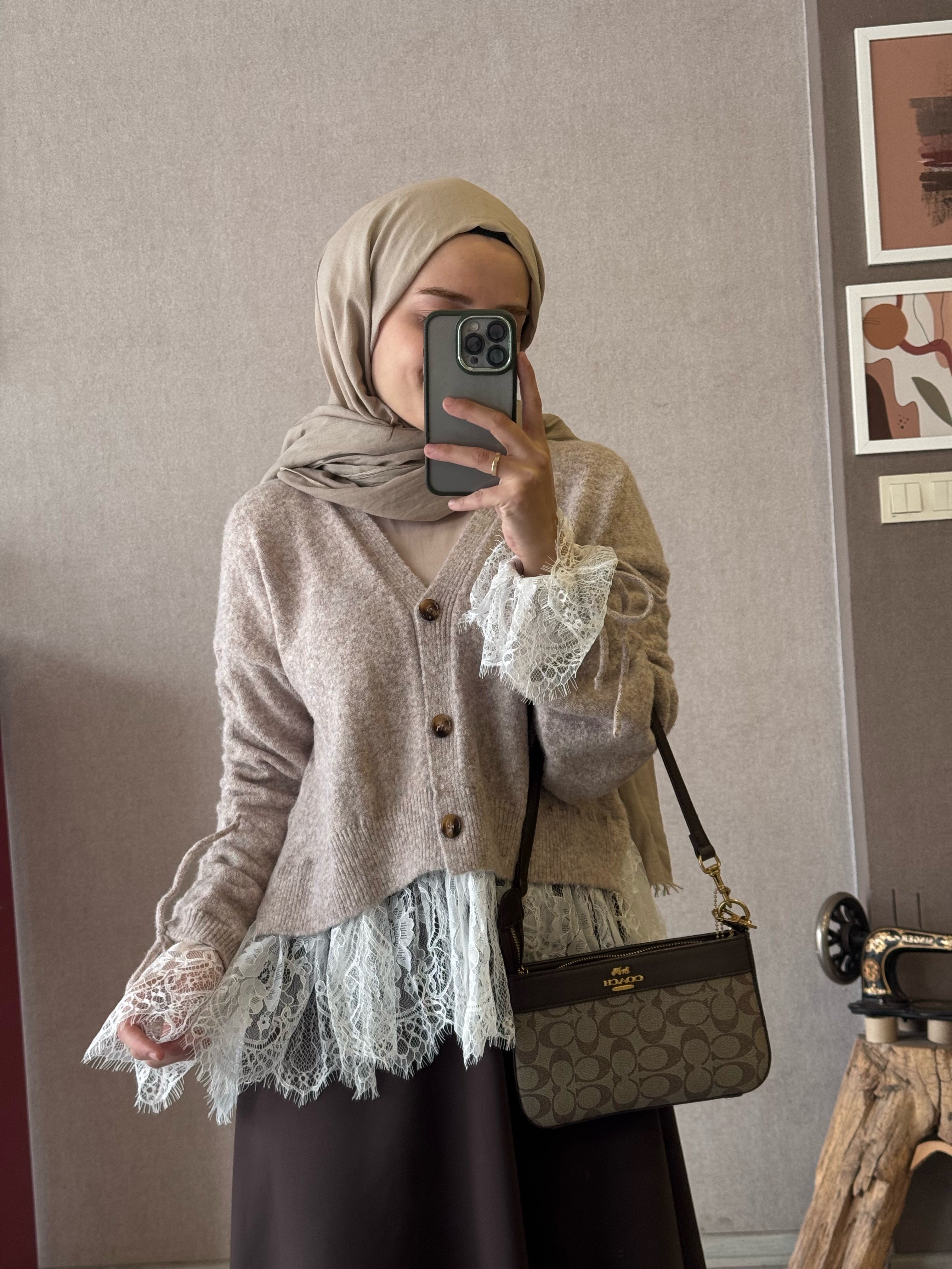 Dantelli karamel kahve hırka - 1181