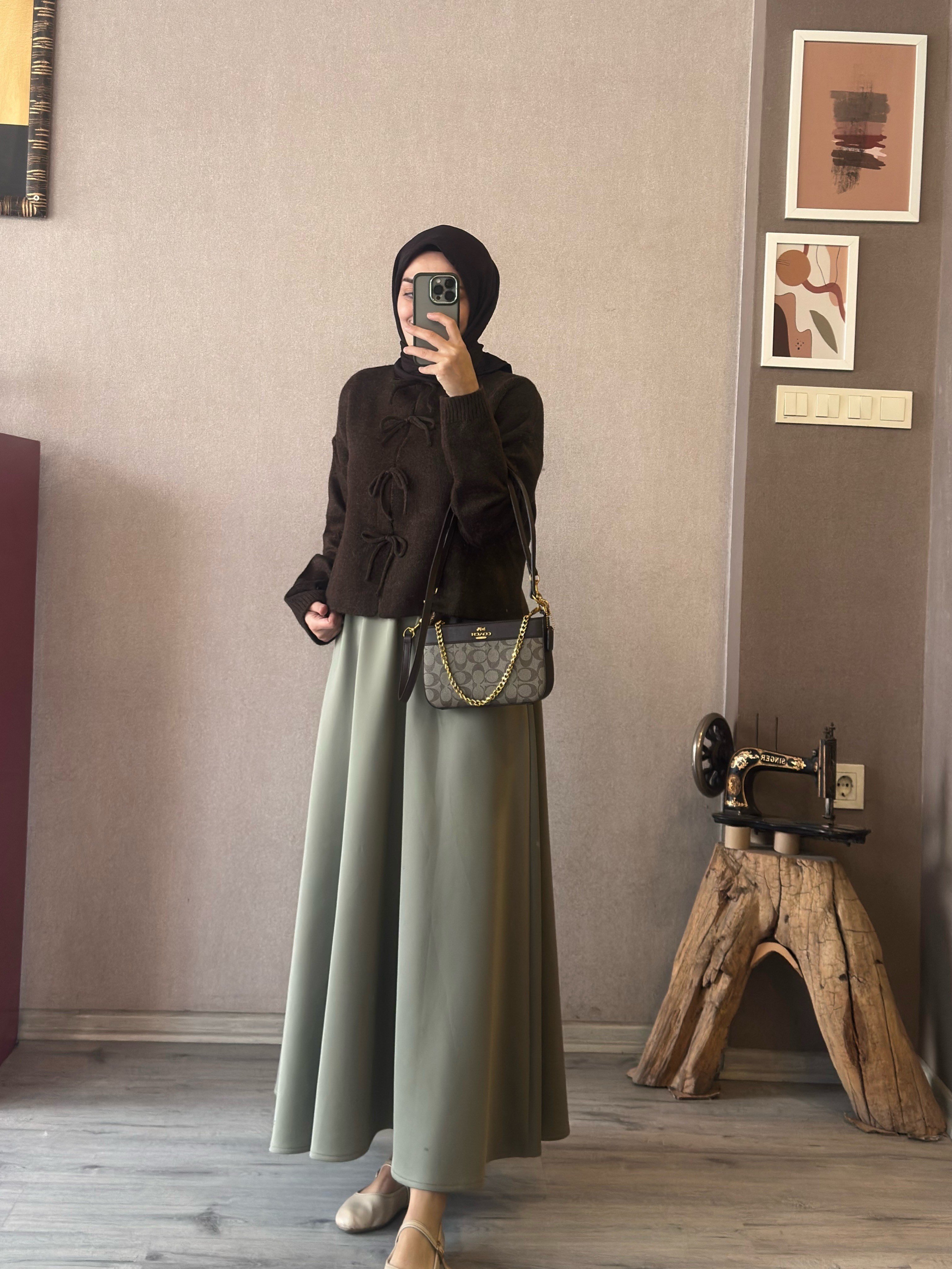 Fiyonklu kahve hırka - 1191