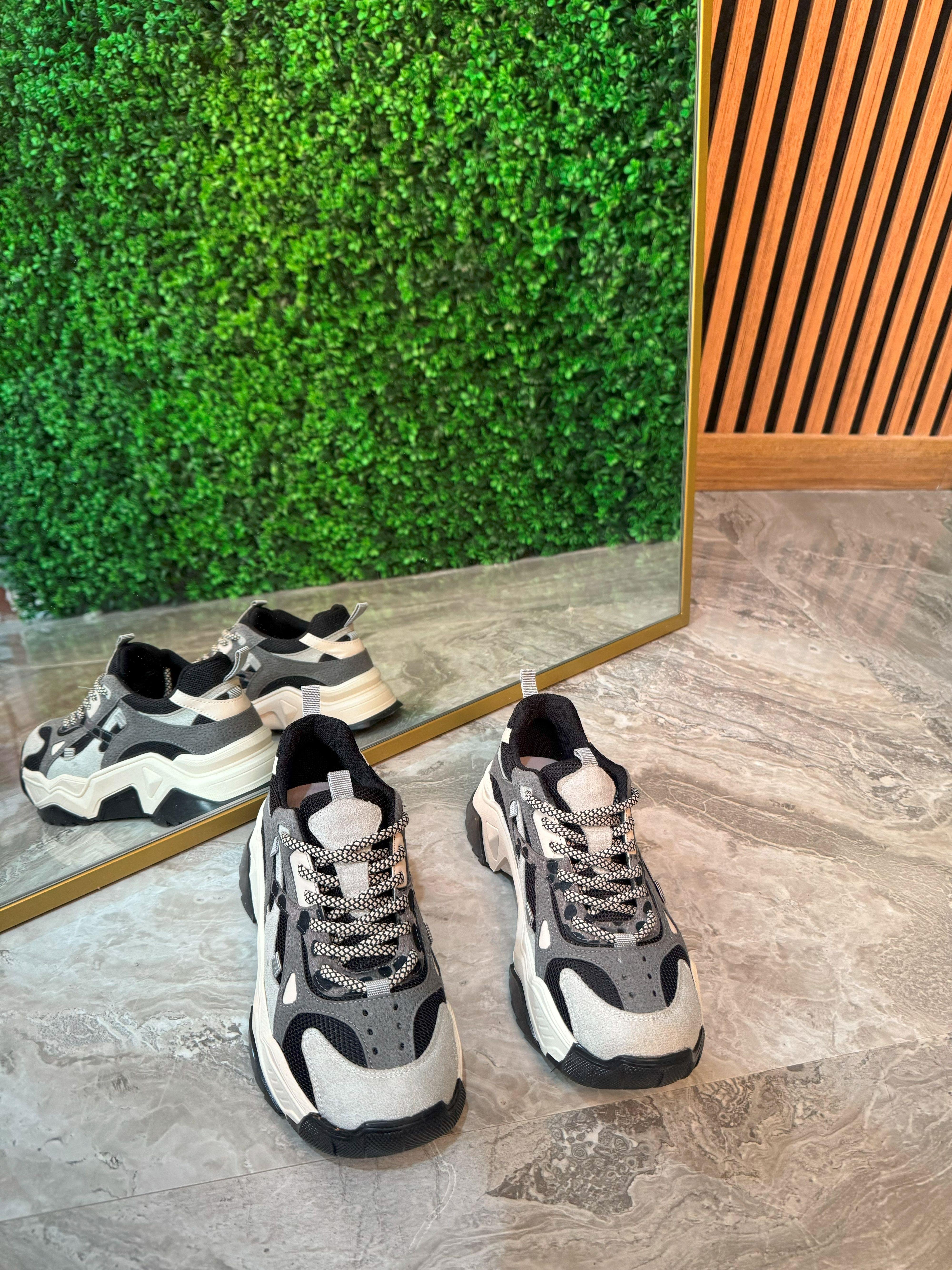 SMRUN BUZ SİYAH SPOR
