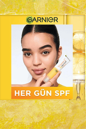 Garnier C Vitamini Parlak Günlük Güneş Koruyucu Yüz Kremi – Işıltılı Dokulu, SPF 50+ Fluid, 40 ml