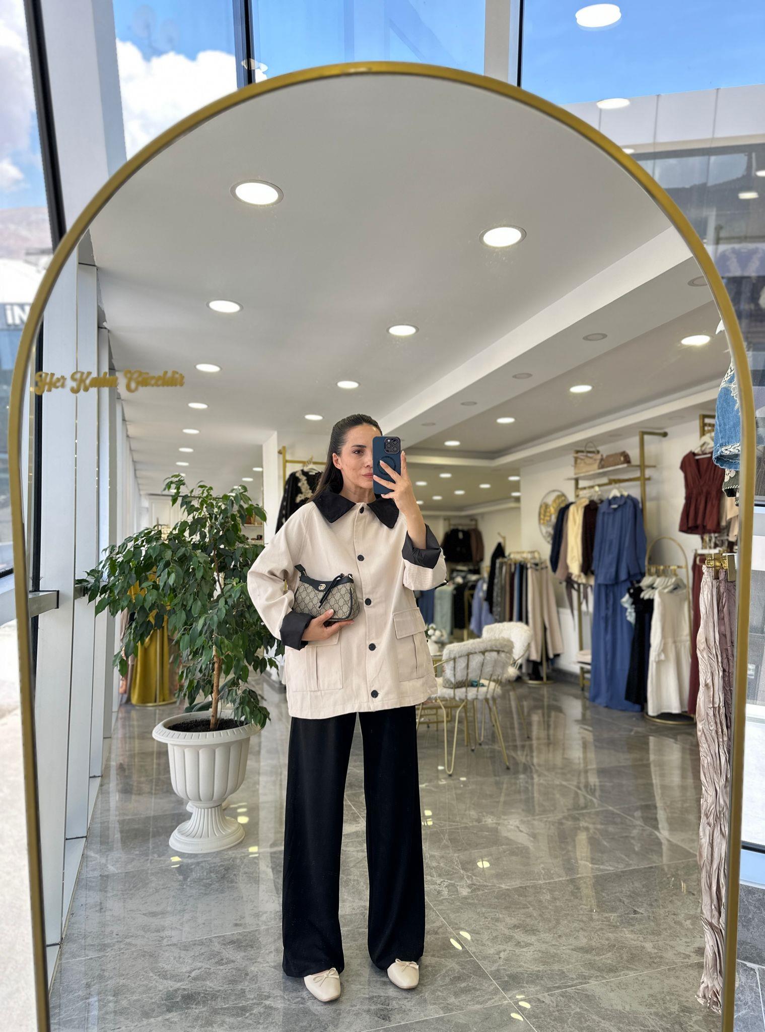 CEKETModa MTYKDTYPRK750Yaka Detaylı Parka