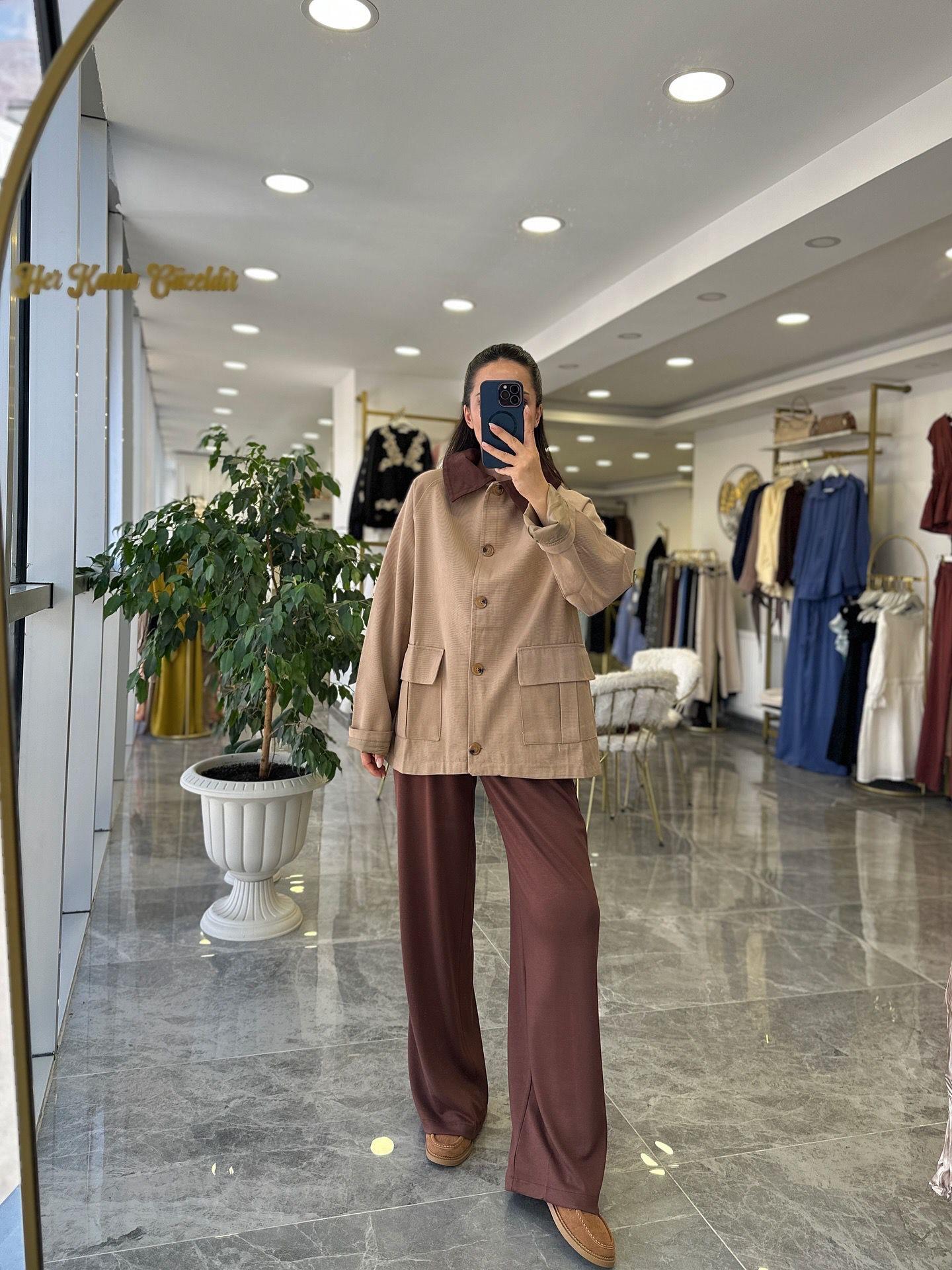 CEKETModa MTYKDTYPRK750Yaka Detaylı Parka