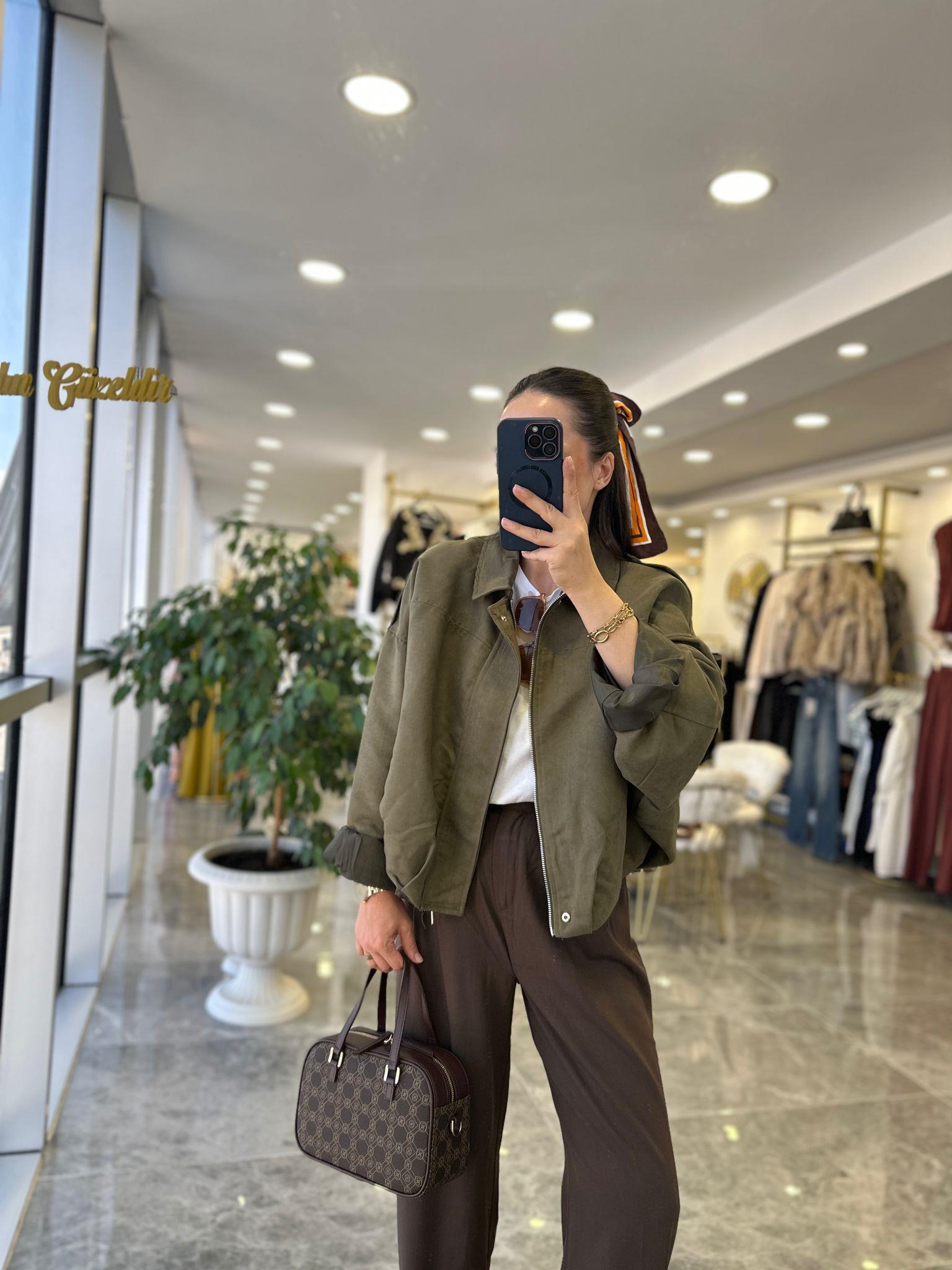 CEKETModa MTNBKBMBRCKTZR Model Bomber Ceket