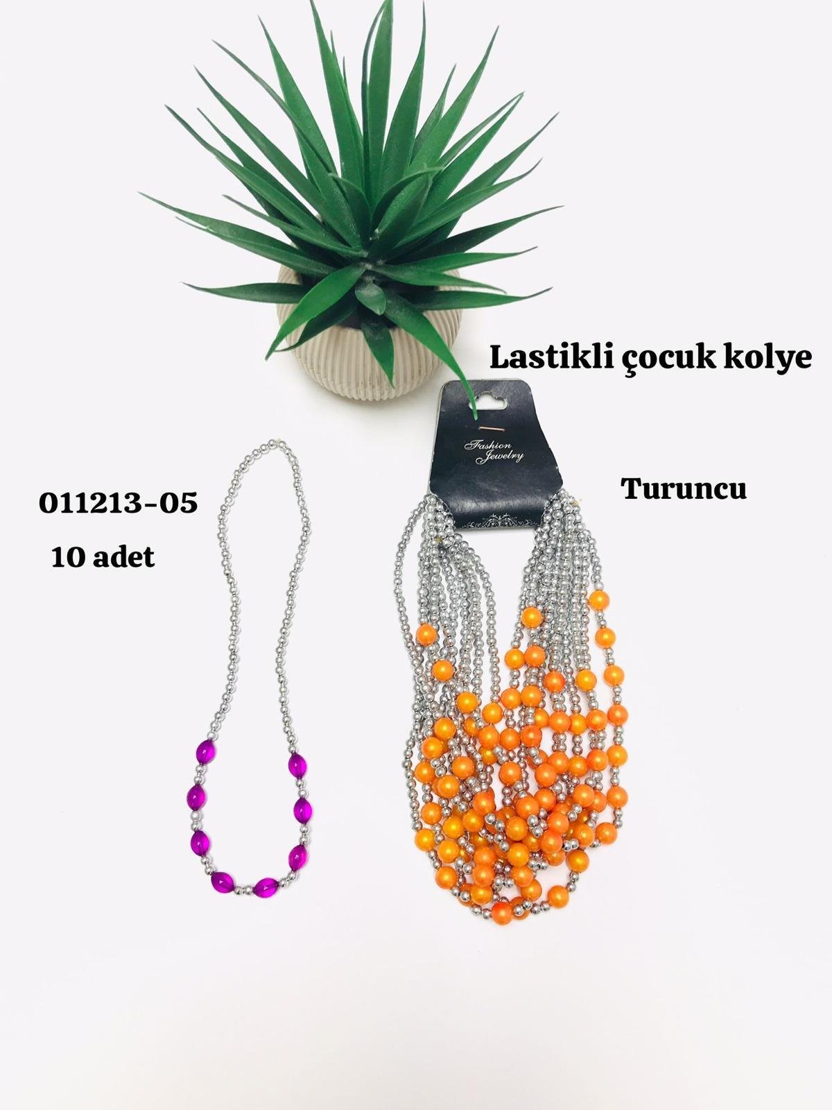 011213 Lastikli Çocuk Kolye